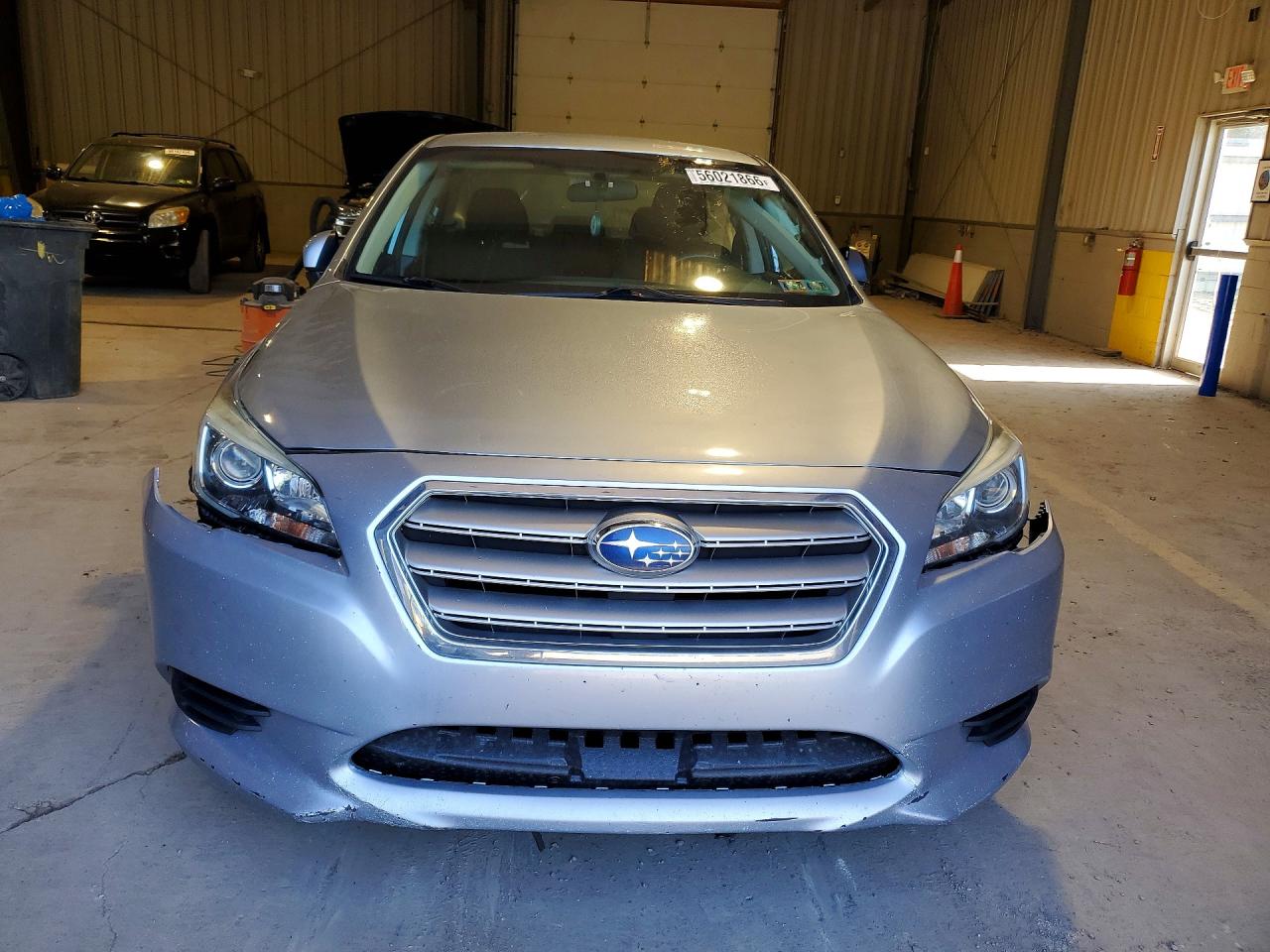 2015 Subaru Legacy 2.5i Premium Silver vin: 4S3BNAC62F3053791