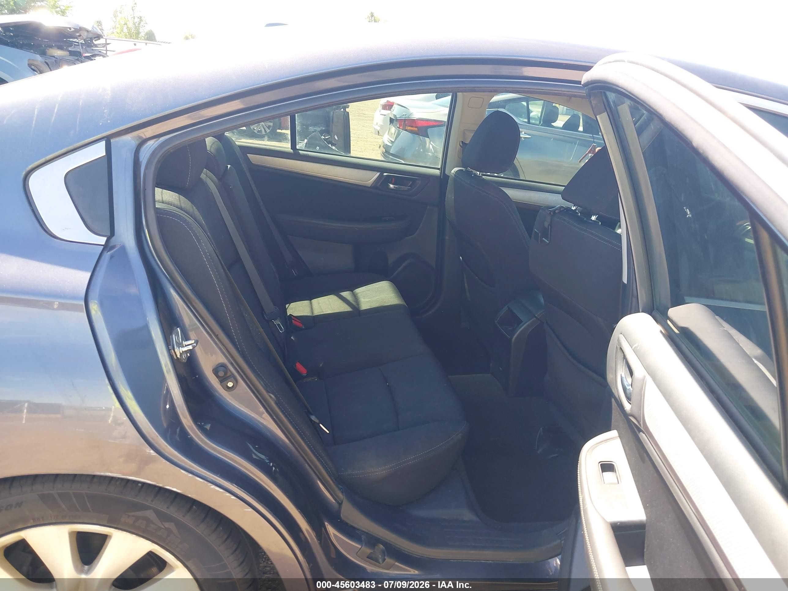2015 Subaru Legacy 2.5i Premium Синий vin: 4S3BNAC62F3056142