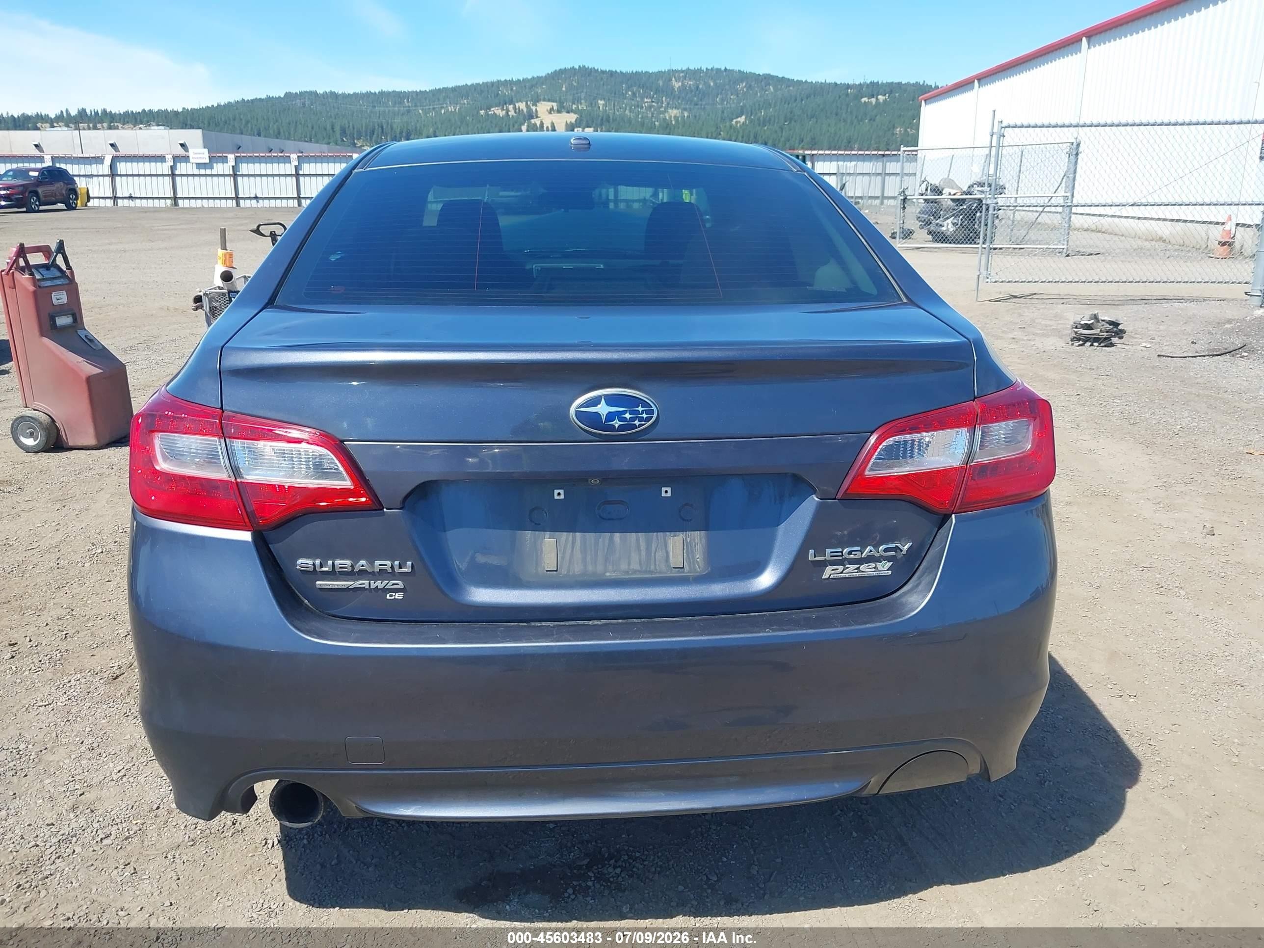 2015 Subaru Legacy 2.5i Premium Синий vin: 4S3BNAC62F3056142