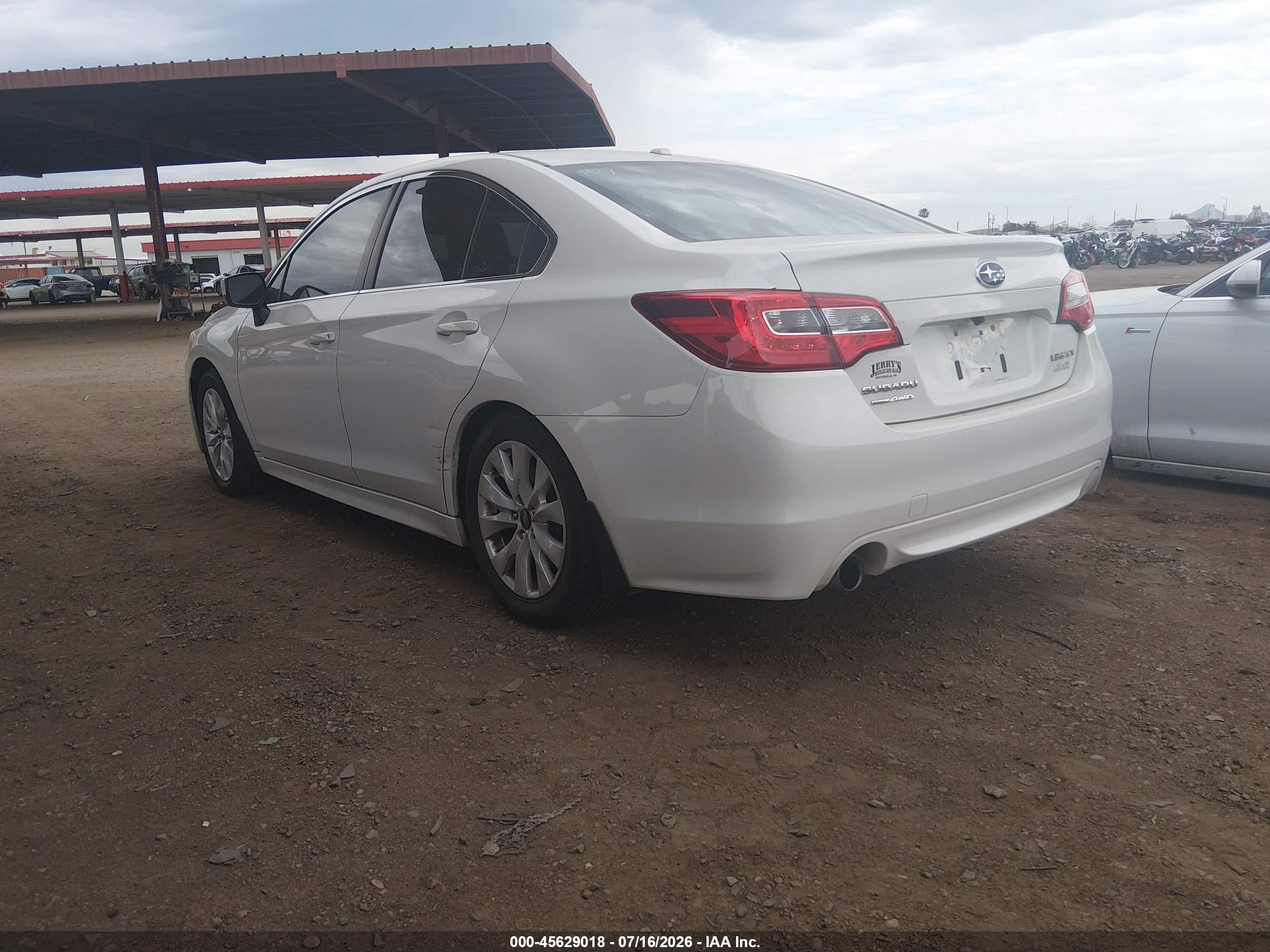 2015 Subaru Legacy 2.5i Premium White vin: 4S3BNAC62F3066959