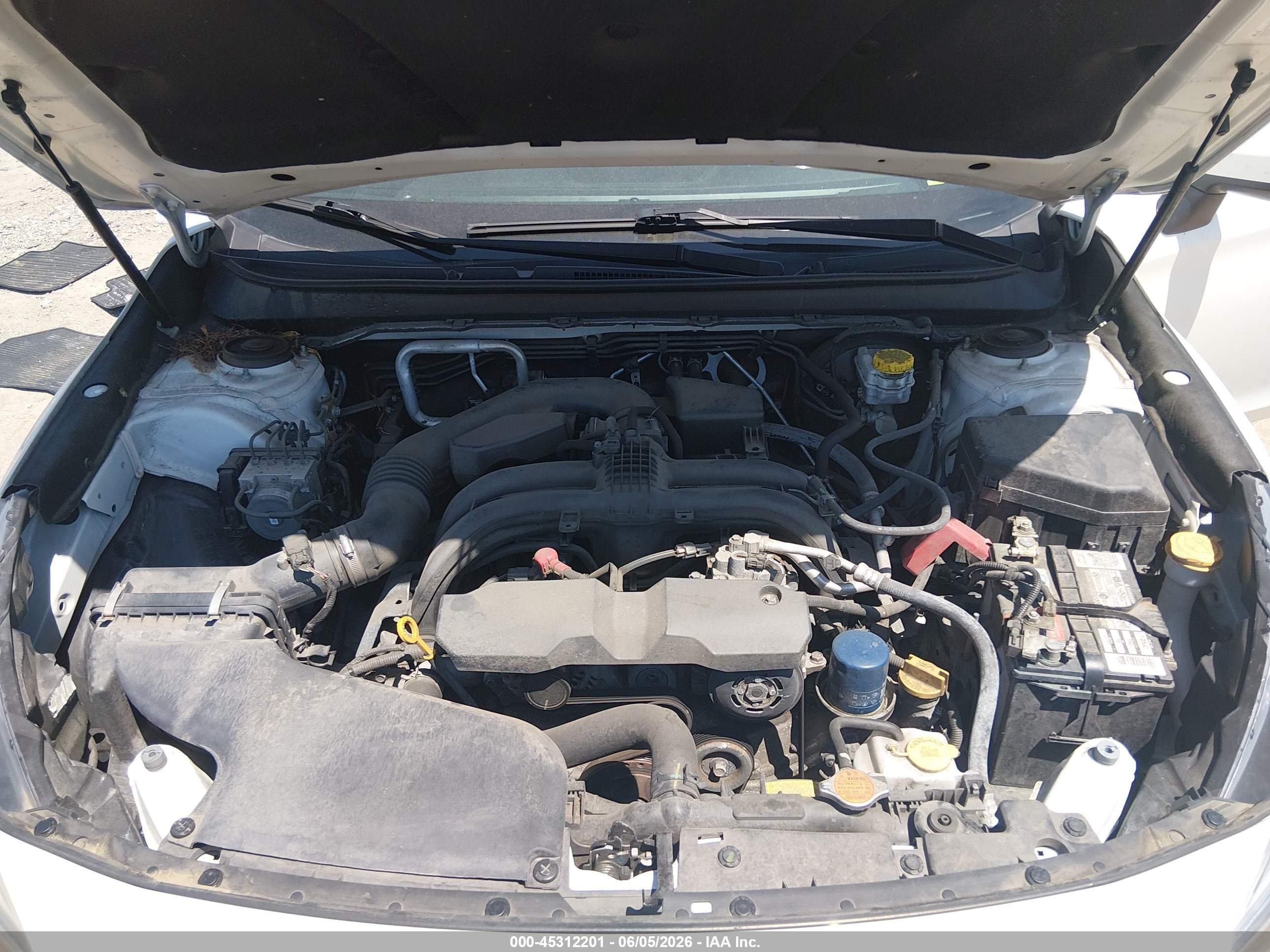 2018 Subaru Legacy 2.5i Premium White vin: 4S3BNAC62J3022078