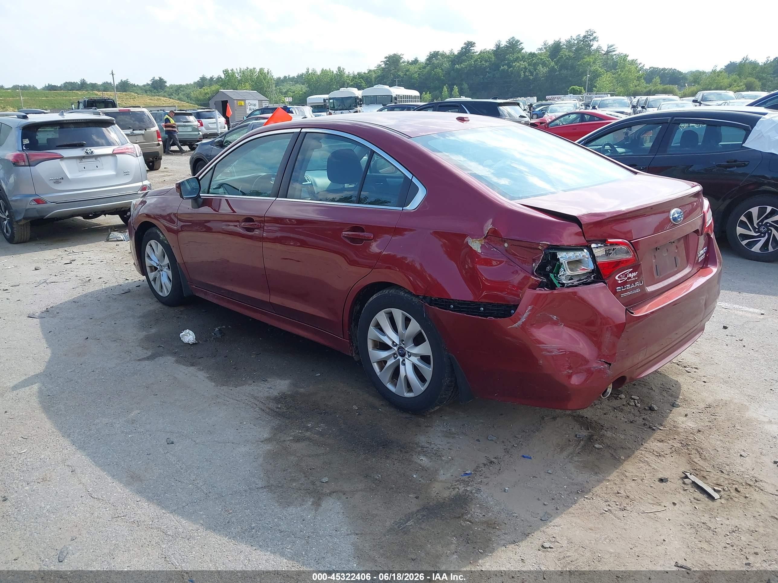 2015 Subaru Legacy 2.5i Premium Красный vin: 4S3BNAC63F3015650