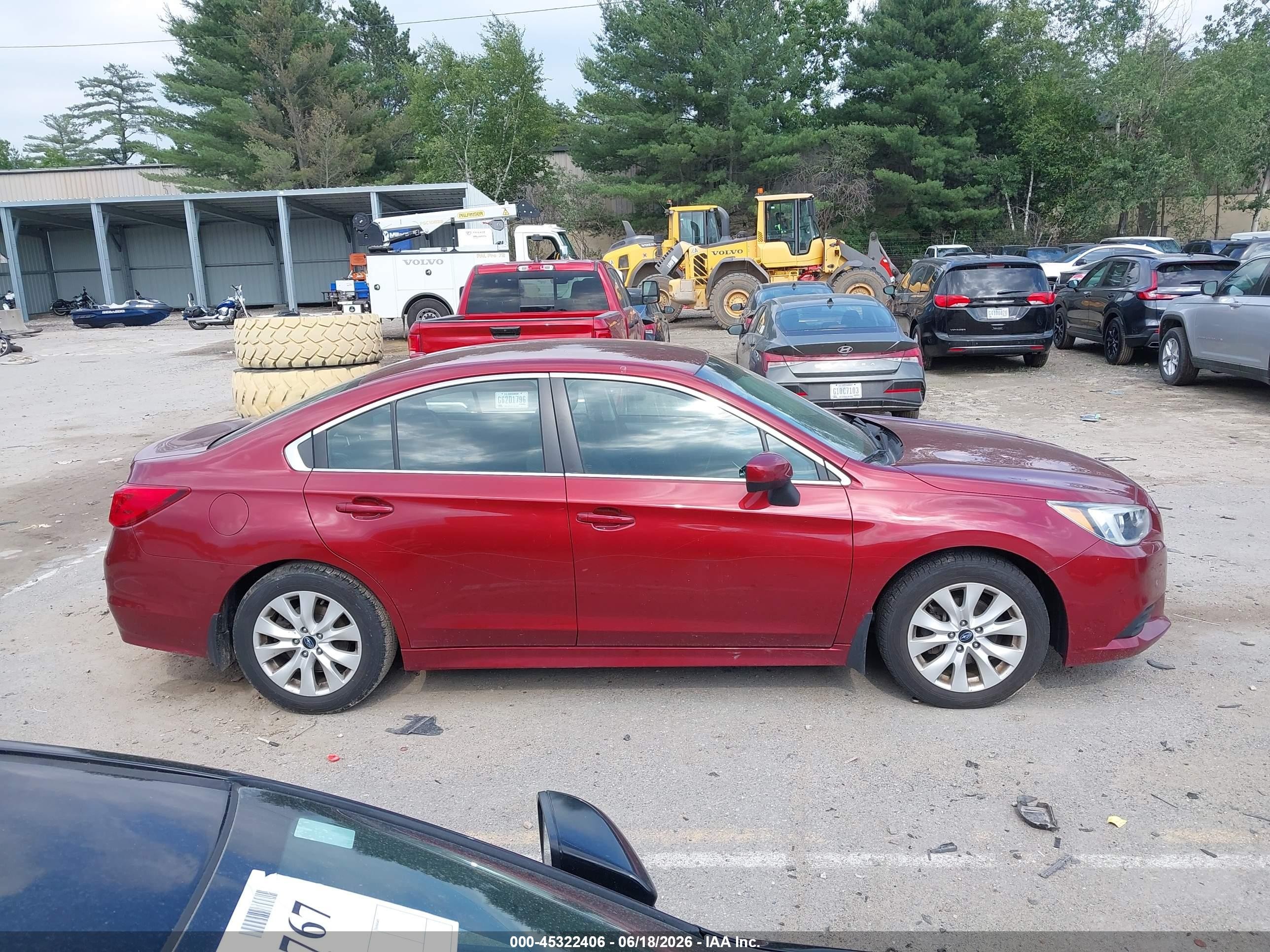2015 Subaru Legacy 2.5i Premium Красный vin: 4S3BNAC63F3015650