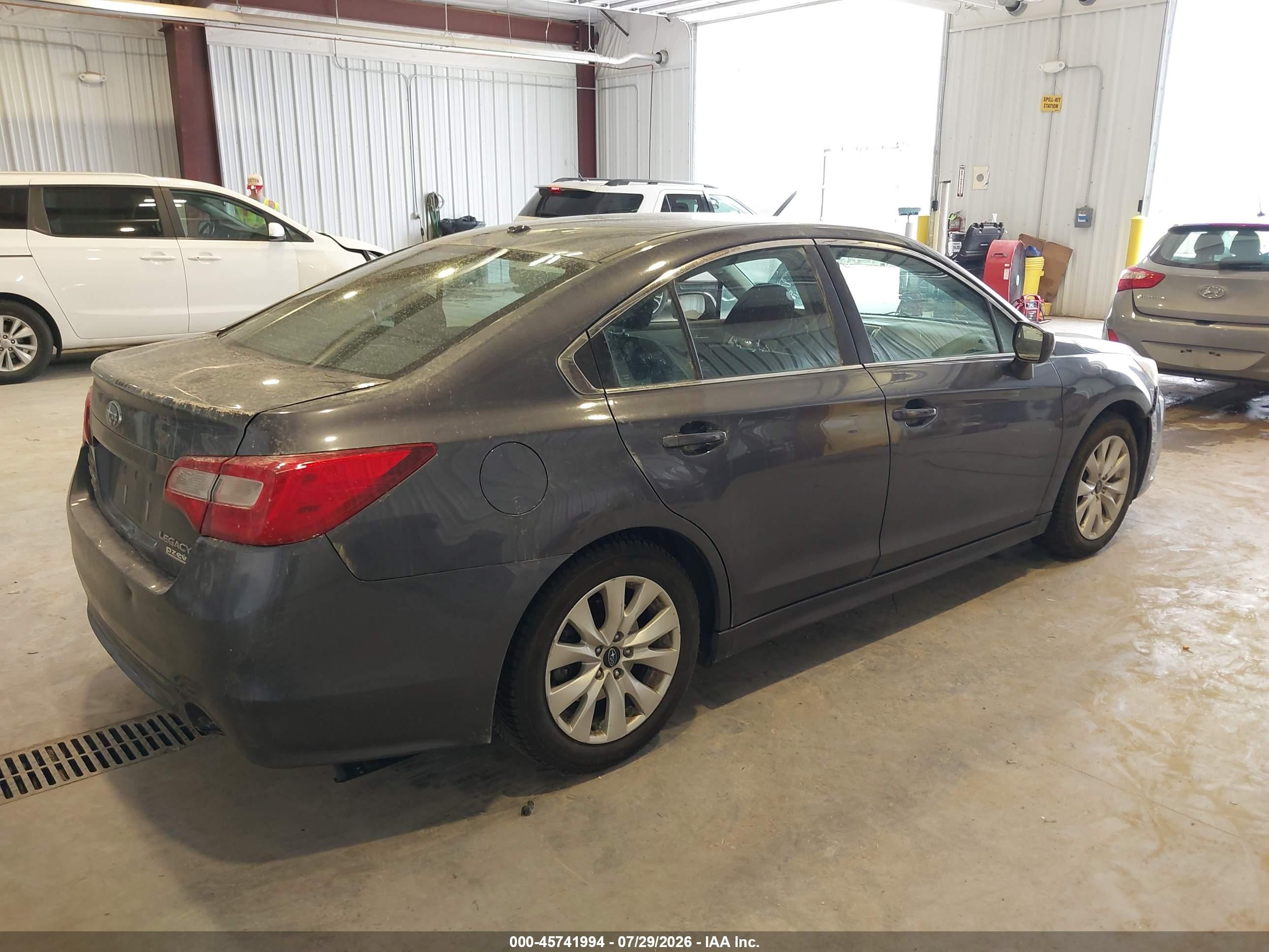 2015 Subaru Legacy 2.5i Premium Navy vin: 4S3BNAC64F3004169