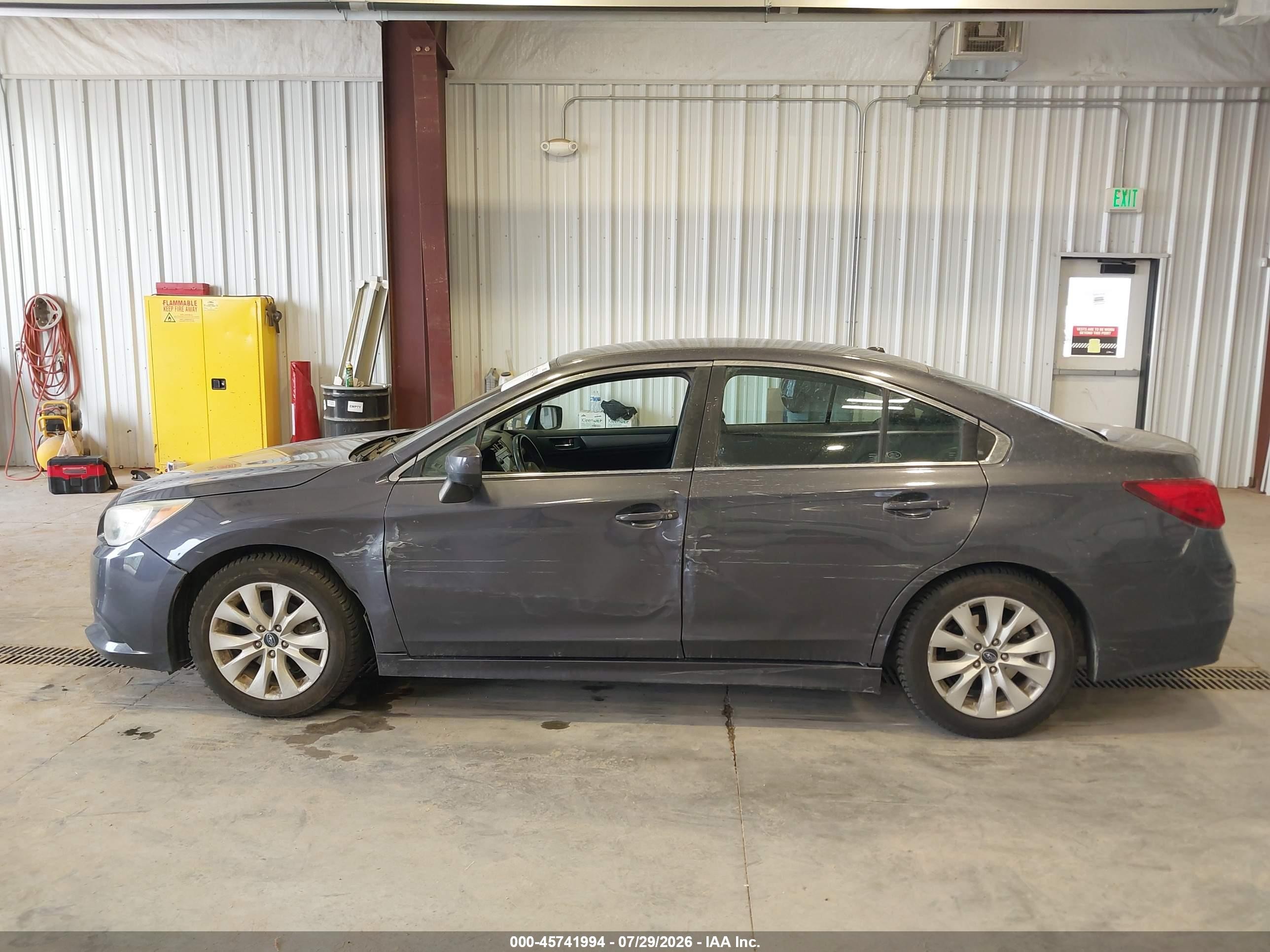 2015 Subaru Legacy 2.5i Premium Navy vin: 4S3BNAC64F3004169