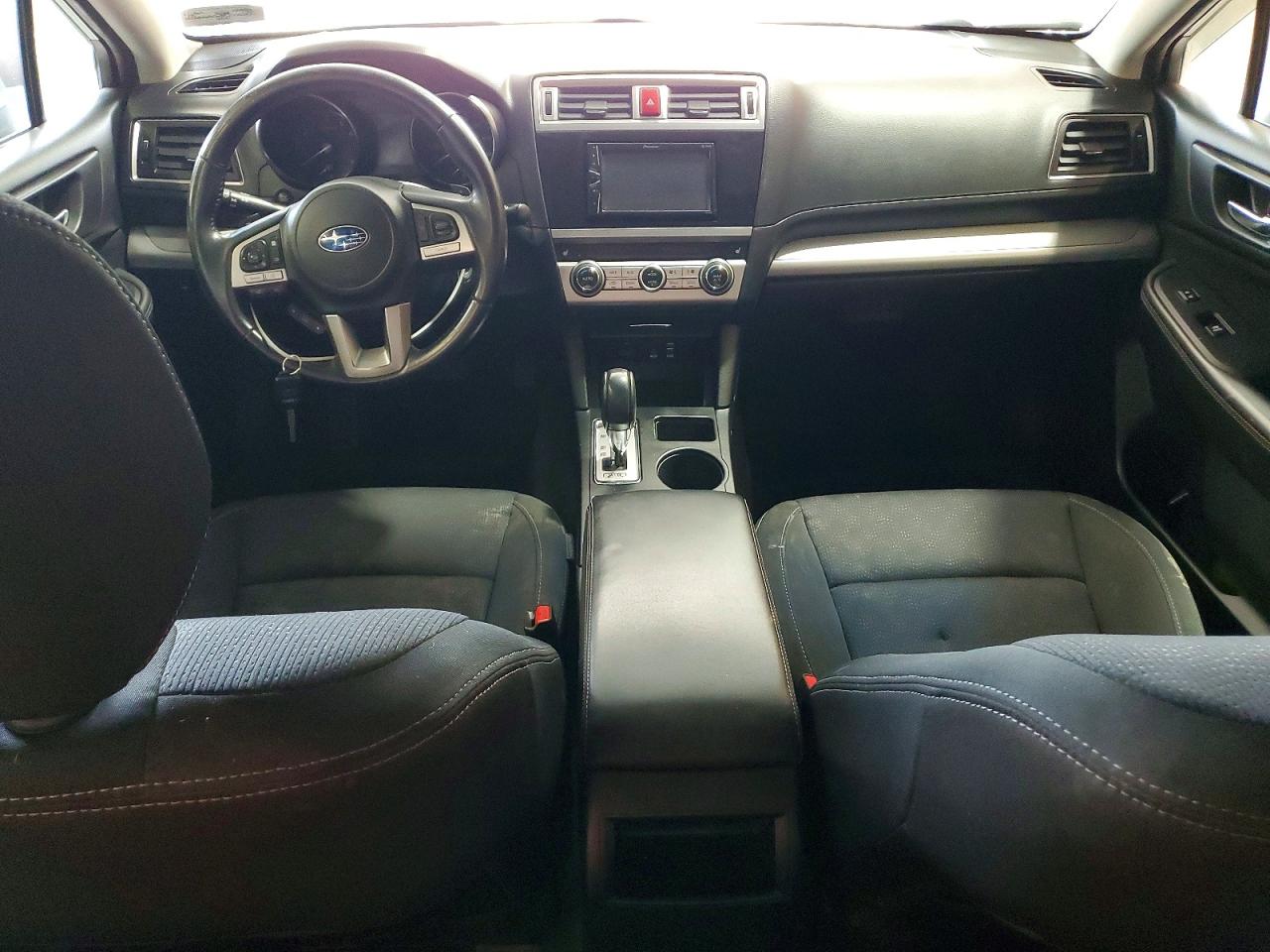 2015 Subaru Legacy Silver vin: 4S3BNAC64F3006200