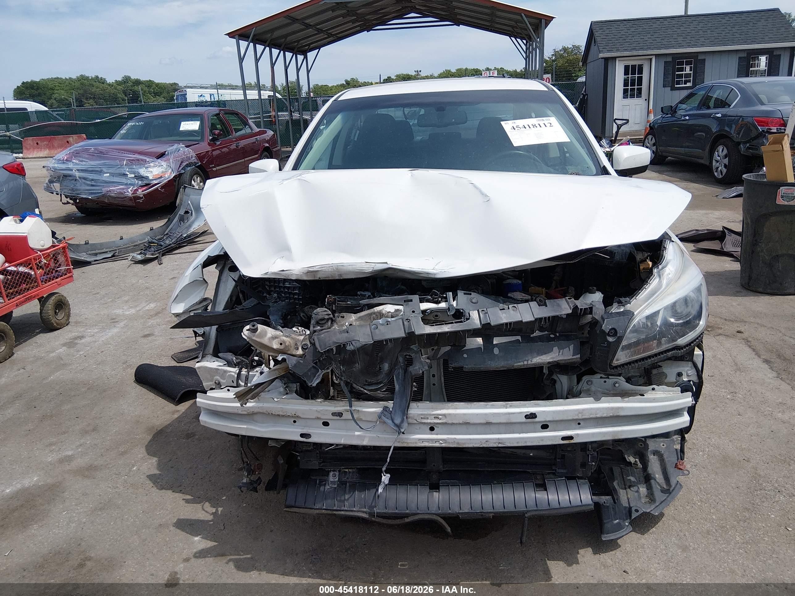 2015 Subaru Legacy 2.5i Premium White vin: 4S3BNAC64F3033641