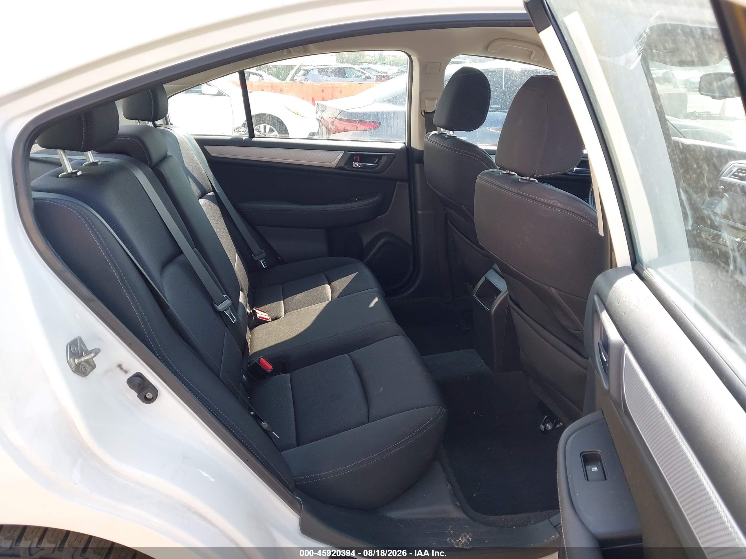 2015 Subaru Legacy 2.5i Premium White vin: 4S3BNAC64F3046115