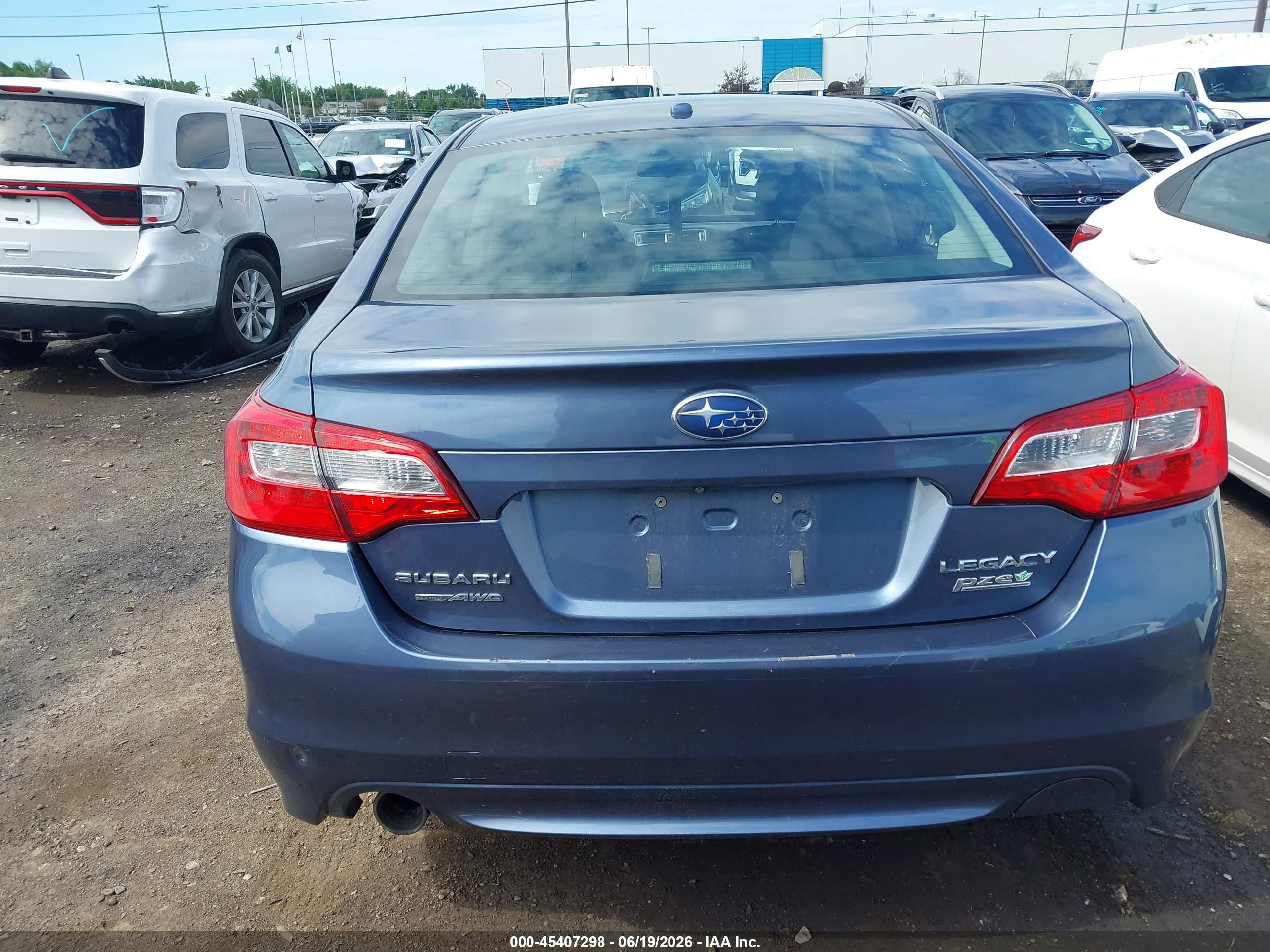 2015 Subaru Legacy 2.5i Premium Gray vin: 4S3BNAC64F3059236