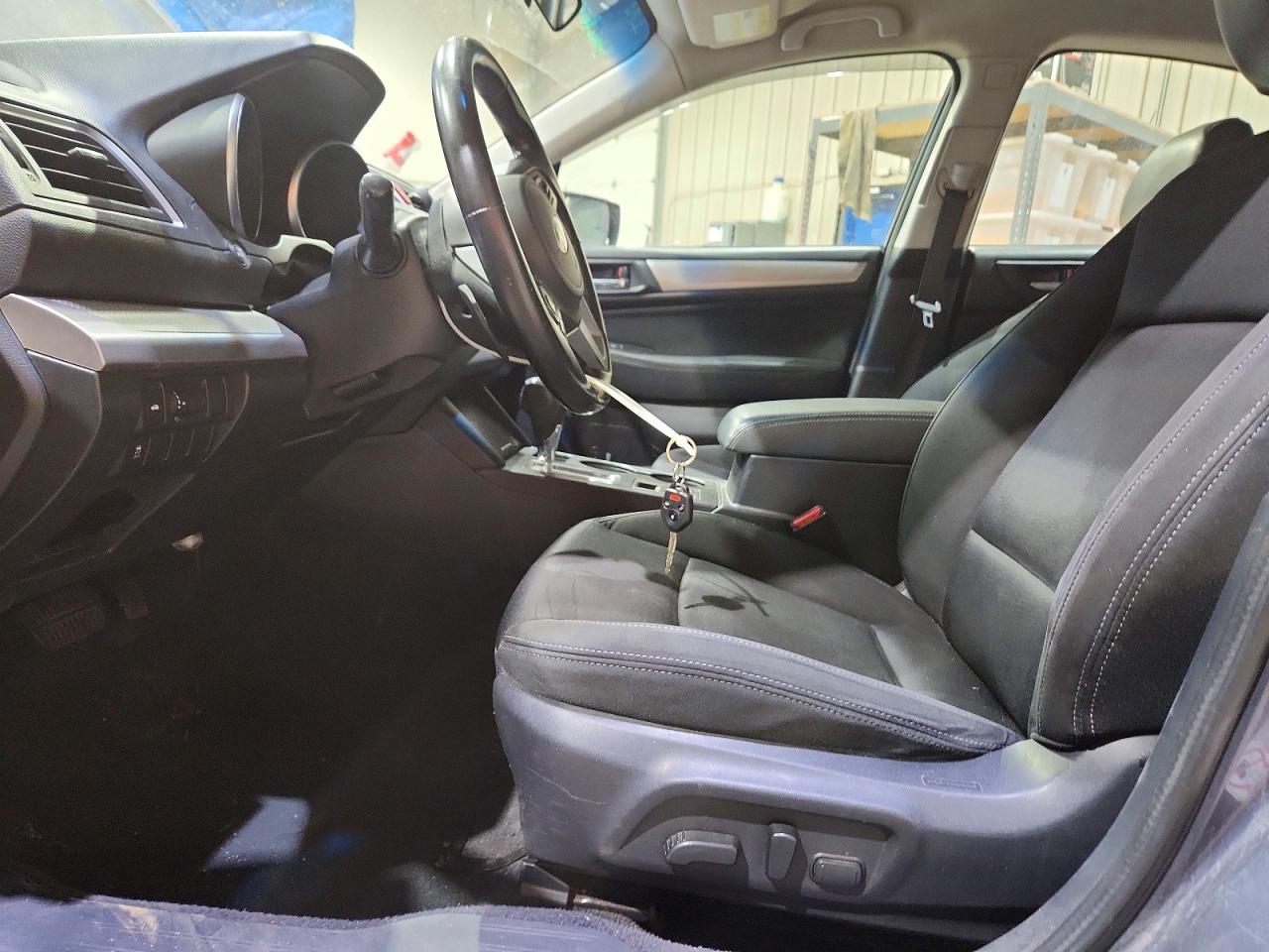 2015 Subaru Legacy 2.5i Premium Gray vin: 4S3BNAC64F3059799