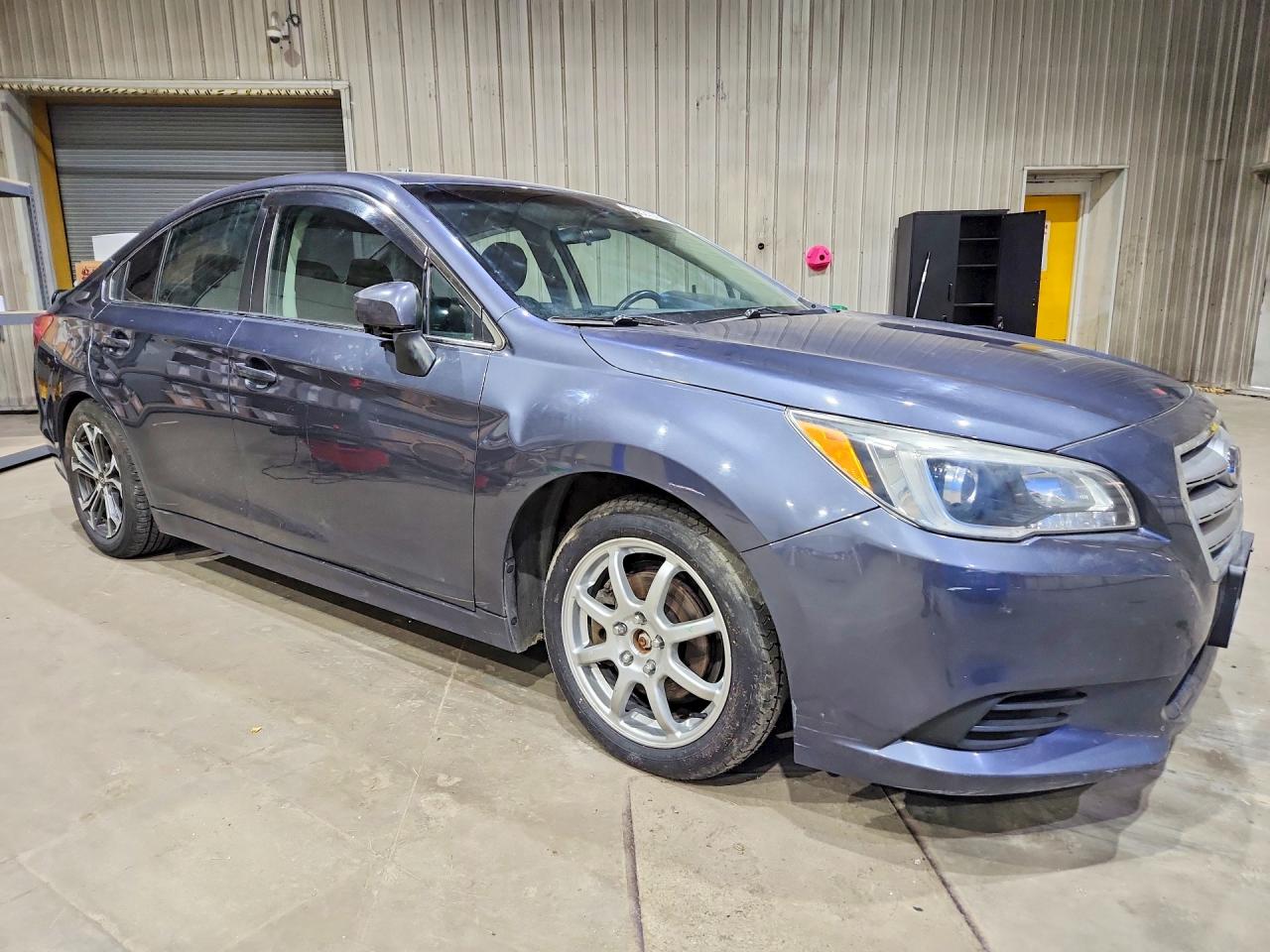 2015 Subaru Legacy 2.5i Premium Gray vin: 4S3BNAC64F3059799