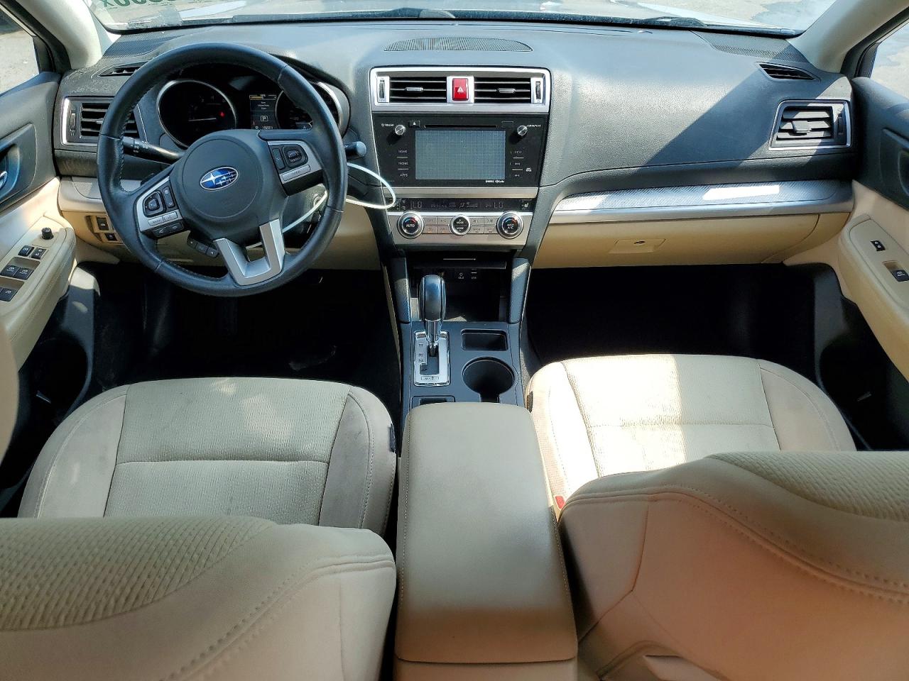 2015 Subaru Legacy 2.5i Premium Tan vin: 4S3BNAC64F3066641