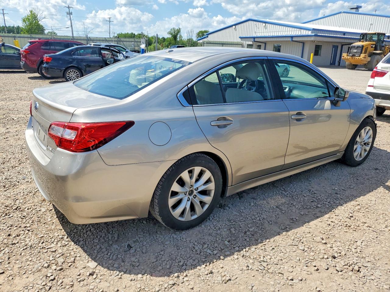 2015 Subaru Legacy 2.5i Premium Silver vin: 4S3BNAC64F3067854