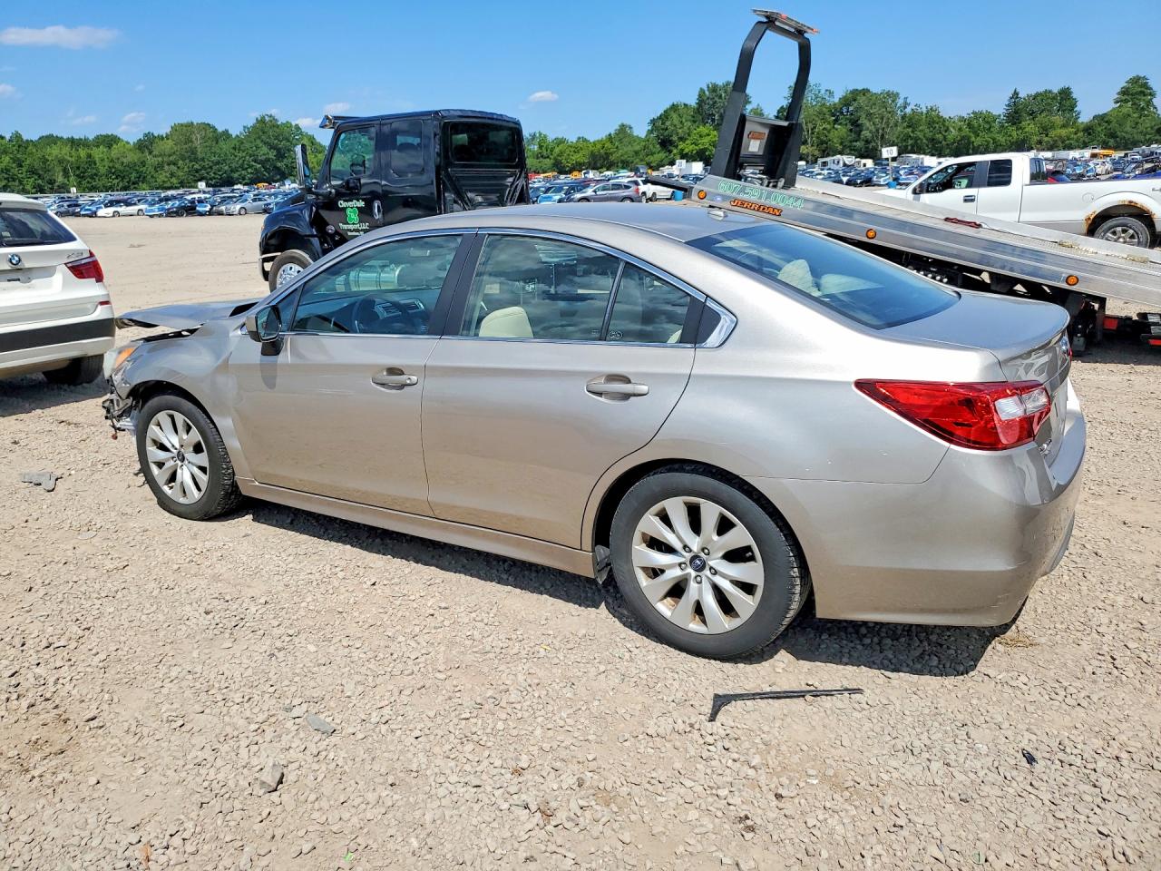 2015 Subaru Legacy 2.5i Premium Silver vin: 4S3BNAC64F3067854