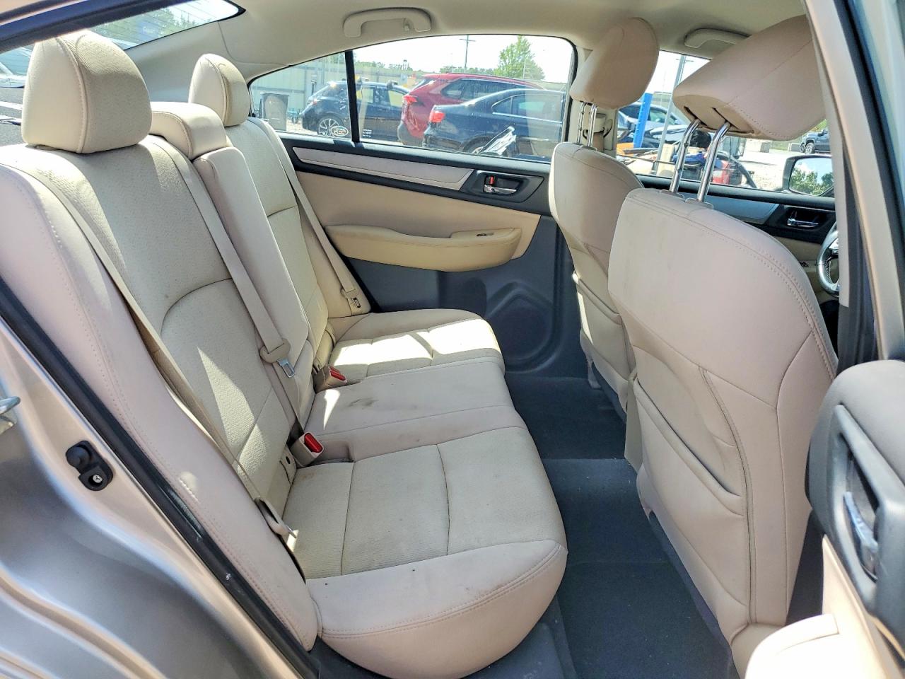 2015 Subaru Legacy 2.5i Premium Silver vin: 4S3BNAC64F3067854