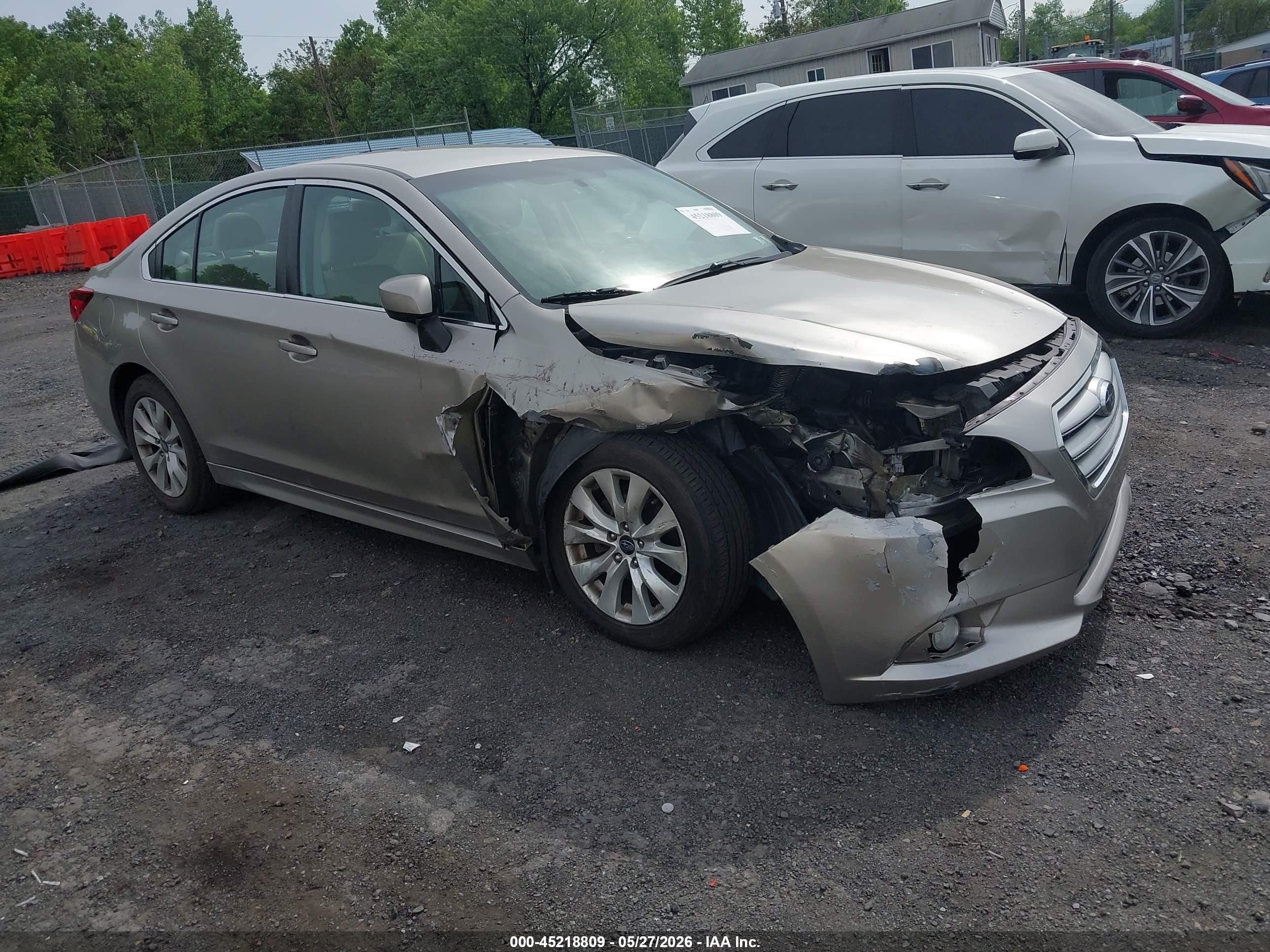 2015 Subaru Legacy 2.5i Premium Beige vin: 4S3BNAC65F3009347