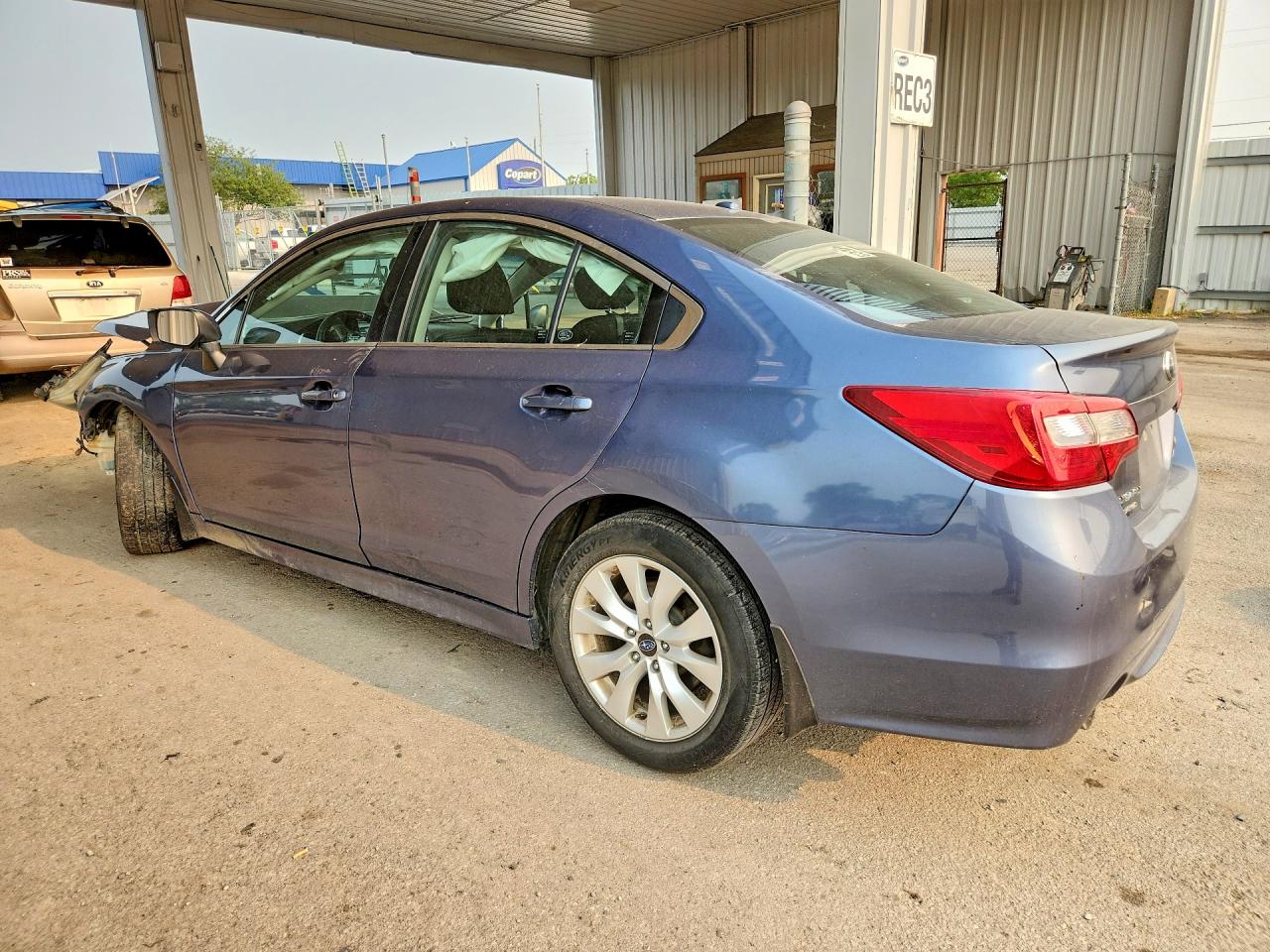 2015 Subaru Legacy 2.5i Premium Blue vin: 4S3BNAC65F3013706