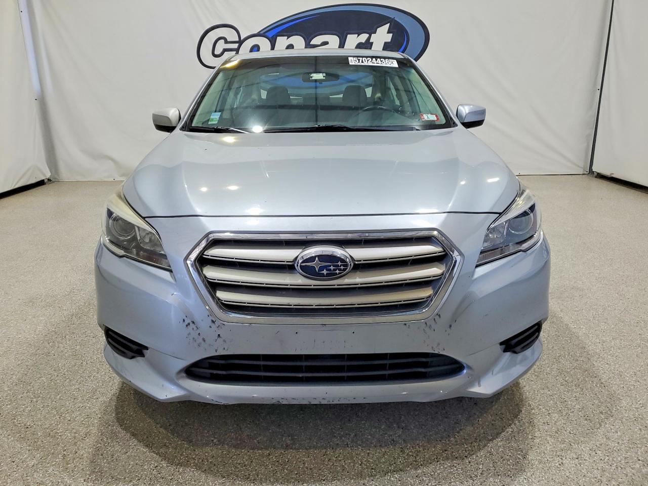 2015 Subaru Legacy 2.5i Premium Серебряный vin: 4S3BNAC65F3030893