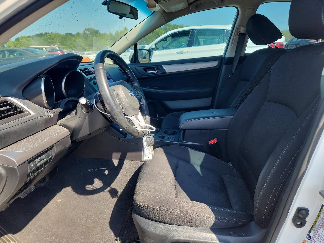 2017 Subaru Legacy 2.5i Premium Белый vin: 4S3BNAC65H3040178