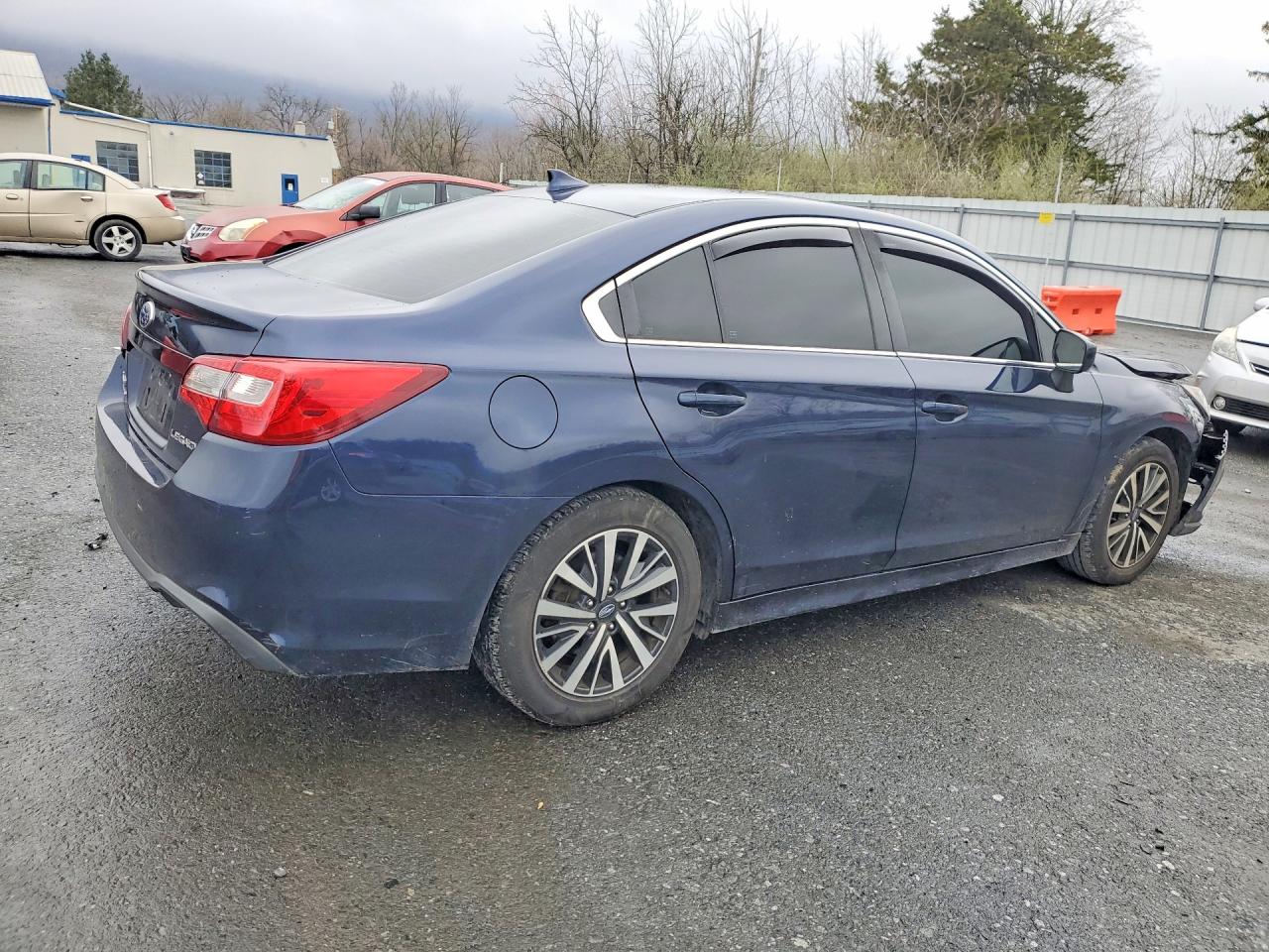 2018 Subaru Legacy 2.5i Premium Синий vin: 4S3BNAC65J3006781