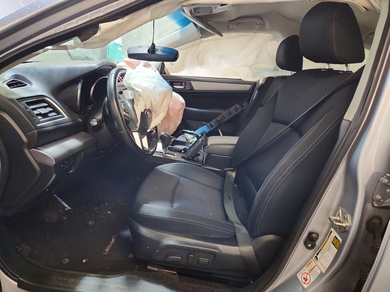 2015 Subaru Legacy 2.5i Premium Silver vin: 4S3BNAC68F3007348