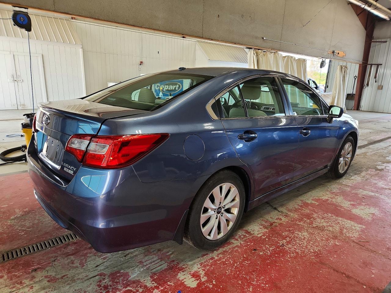 2015 Subaru Legacy 2.5i Premium Blue vin: 4S3BNAC68F3023856