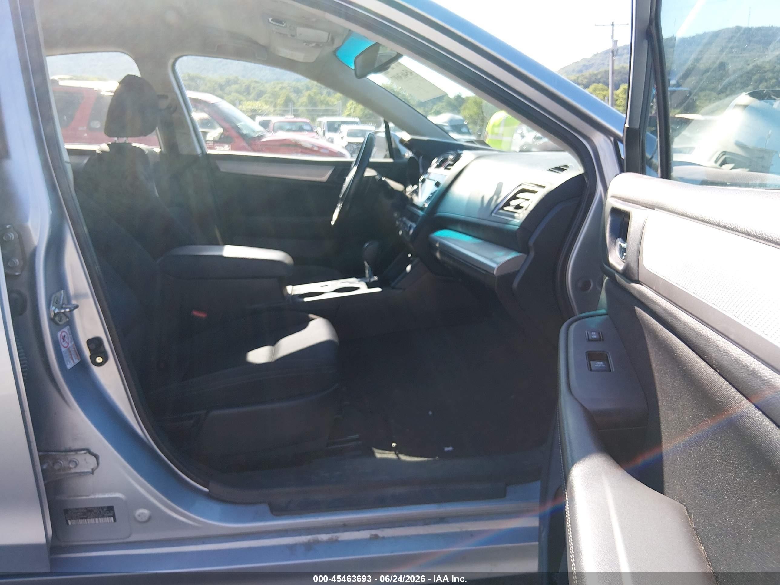 2016 Subaru Legacy 2.5i Premium Silver vin: 4S3BNAC68G3012907