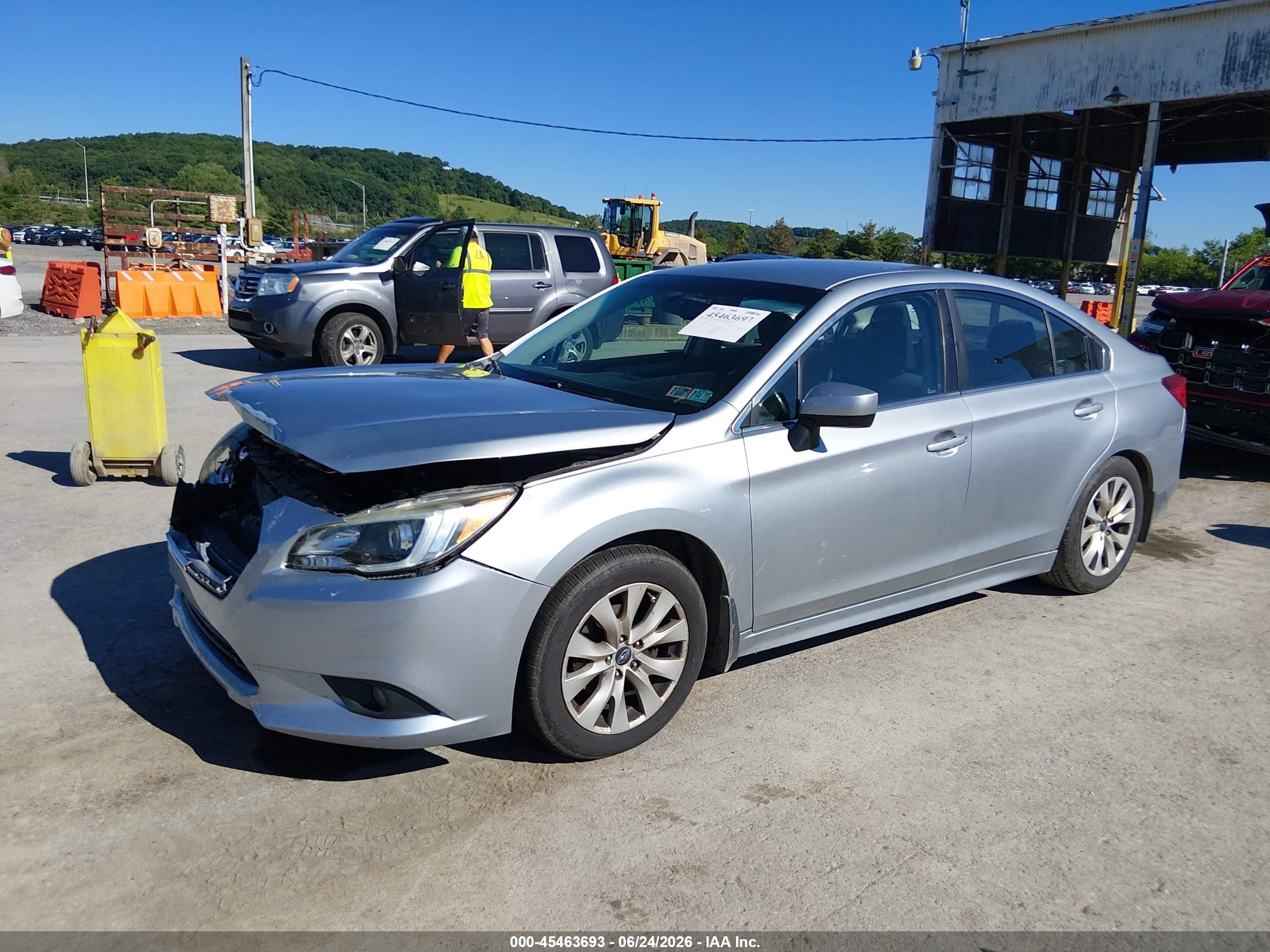 2016 Subaru Legacy 2.5i Premium Silver vin: 4S3BNAC68G3012907