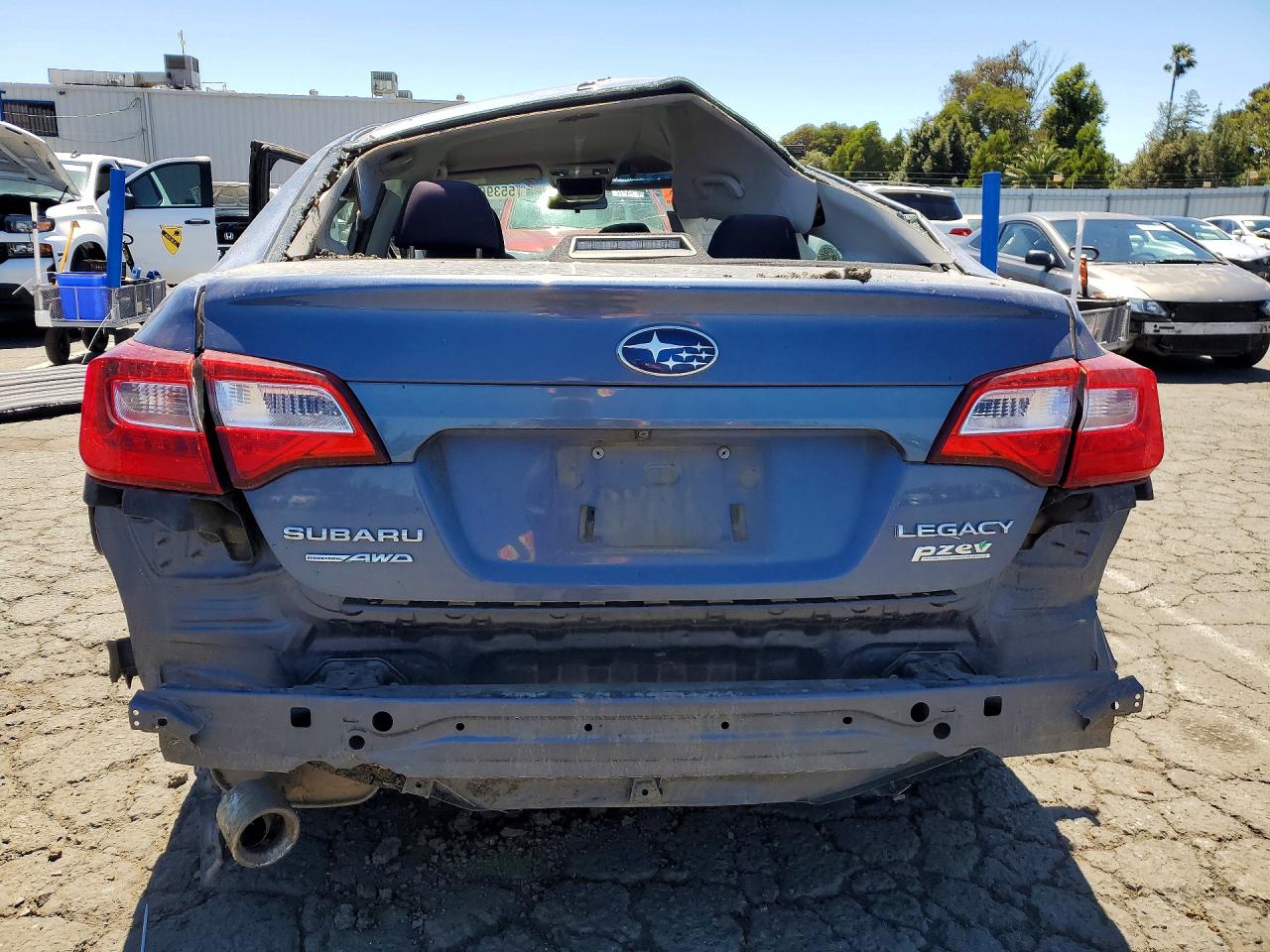 2015 Subaru Legacy 2.5i Premium Blue vin: 4S3BNAC69F3013708