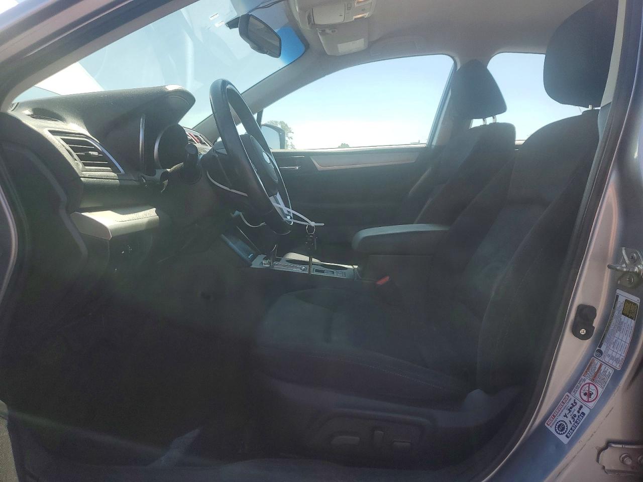 2015 Subaru Legacy 2.5i Premium Silver vin: 4S3BNAC69F3021808