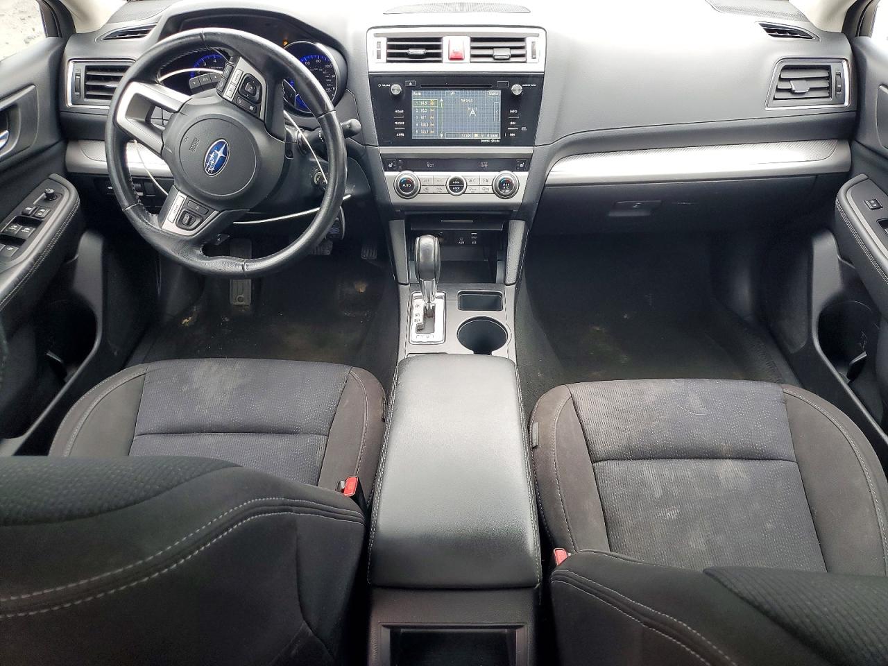 2015 Subaru Legacy 2.5i Premium Silver vin: 4S3BNAC69F3065453
