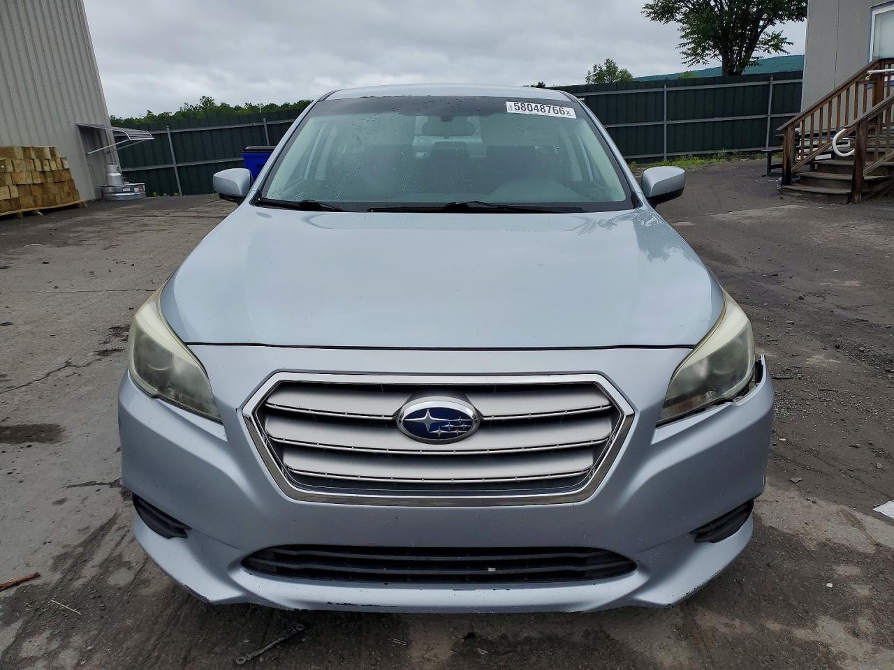 2015 Subaru Legacy 2.5i Premium Silver vin: 4S3BNAC69F3065453