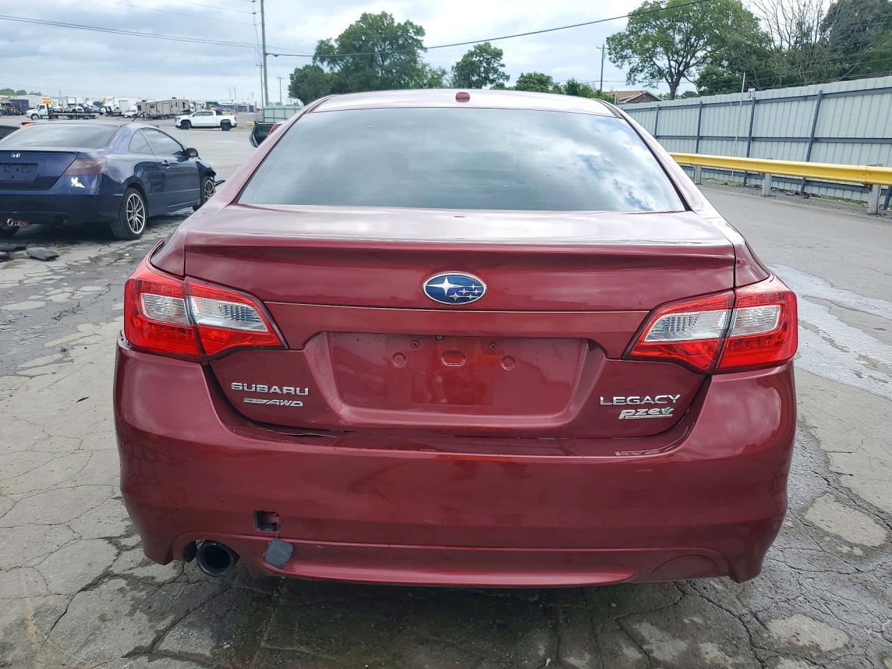 2015 Subaru Legacy 2.5i Premium Maroon vin: 4S3BNAC6XF3003138