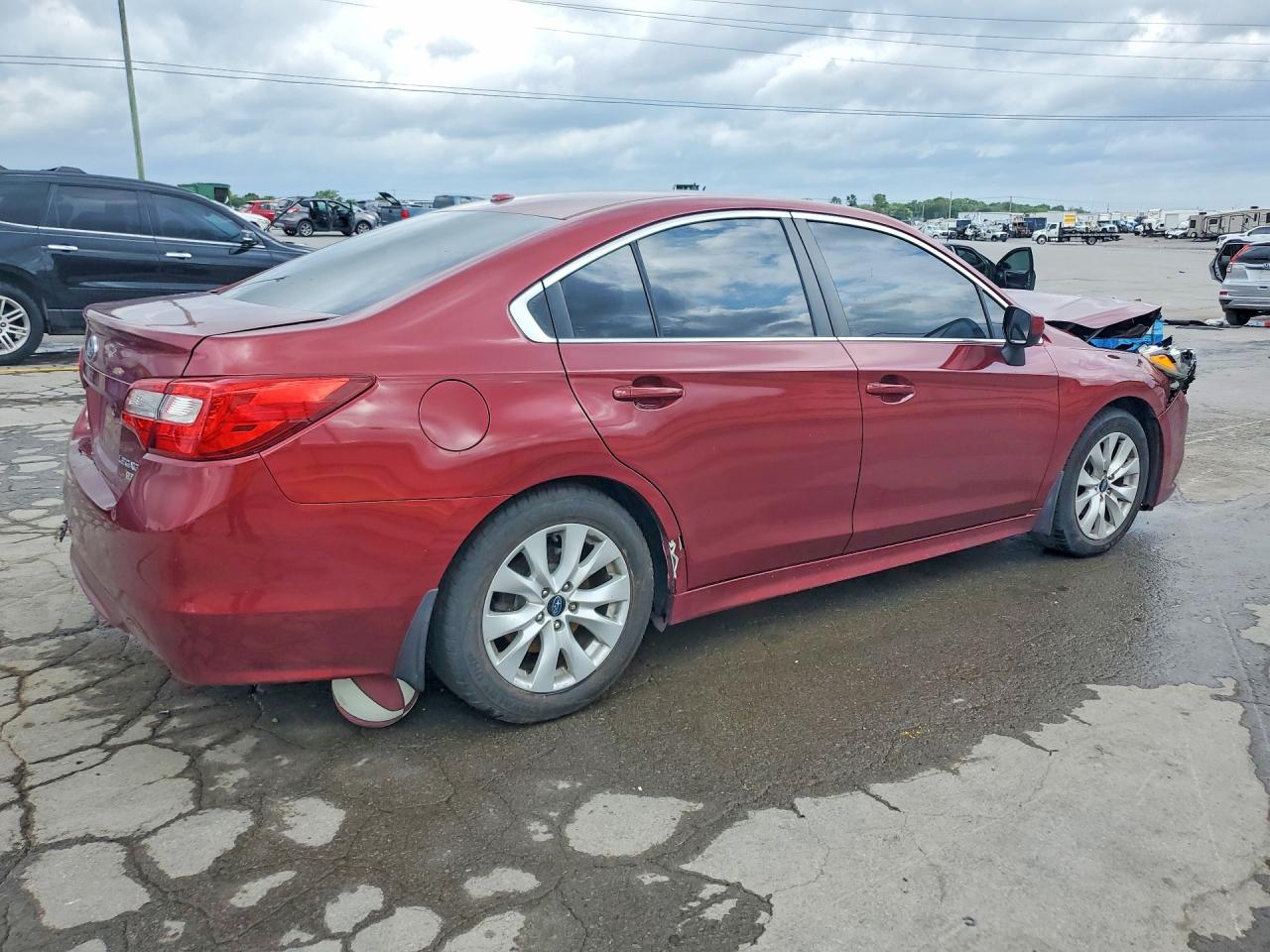 2015 Subaru Legacy 2.5i Premium Maroon vin: 4S3BNAC6XF3003138