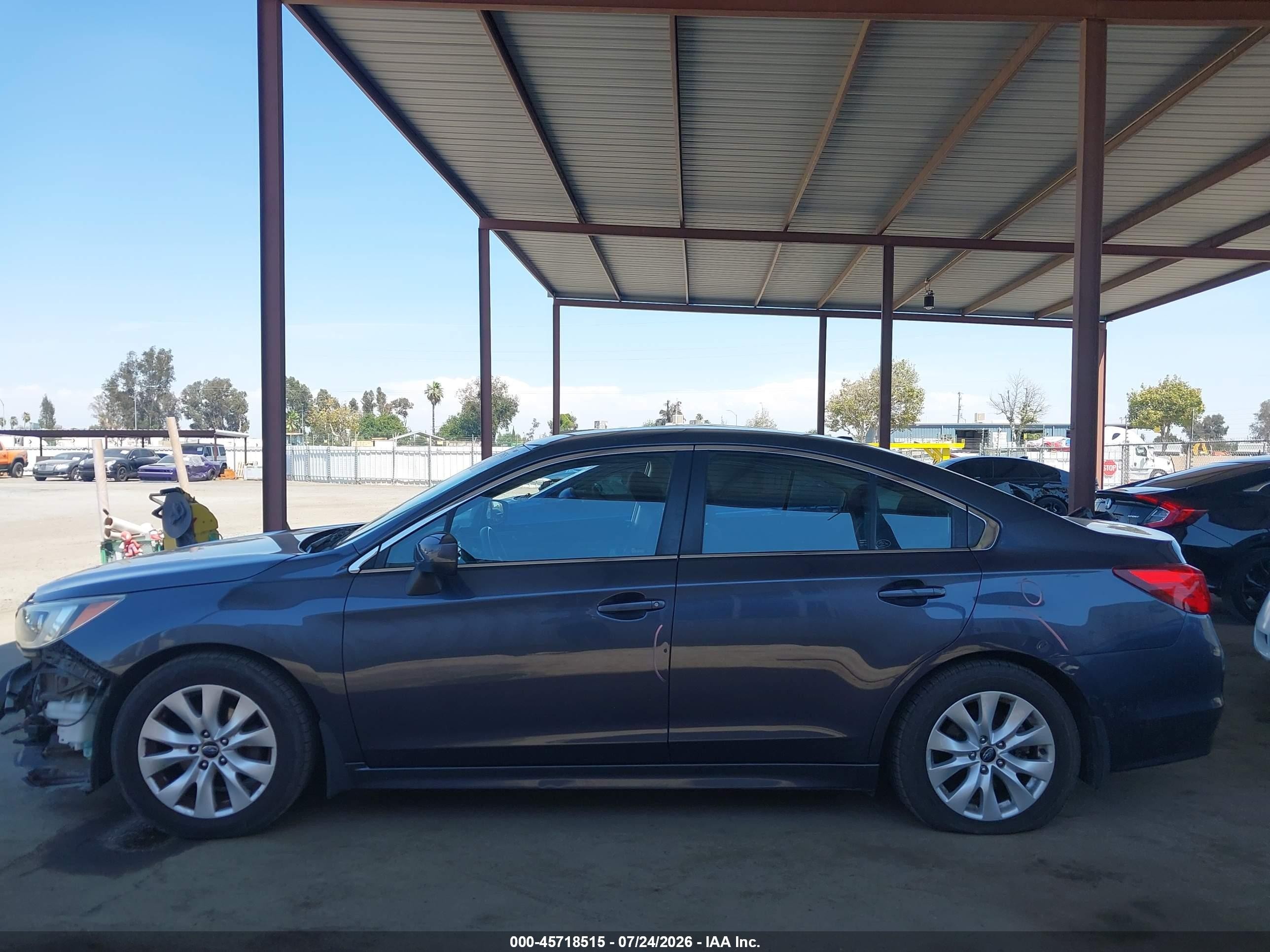 2015 Subaru Legacy 2.5i Premium Gray vin: 4S3BNAC6XF3020439