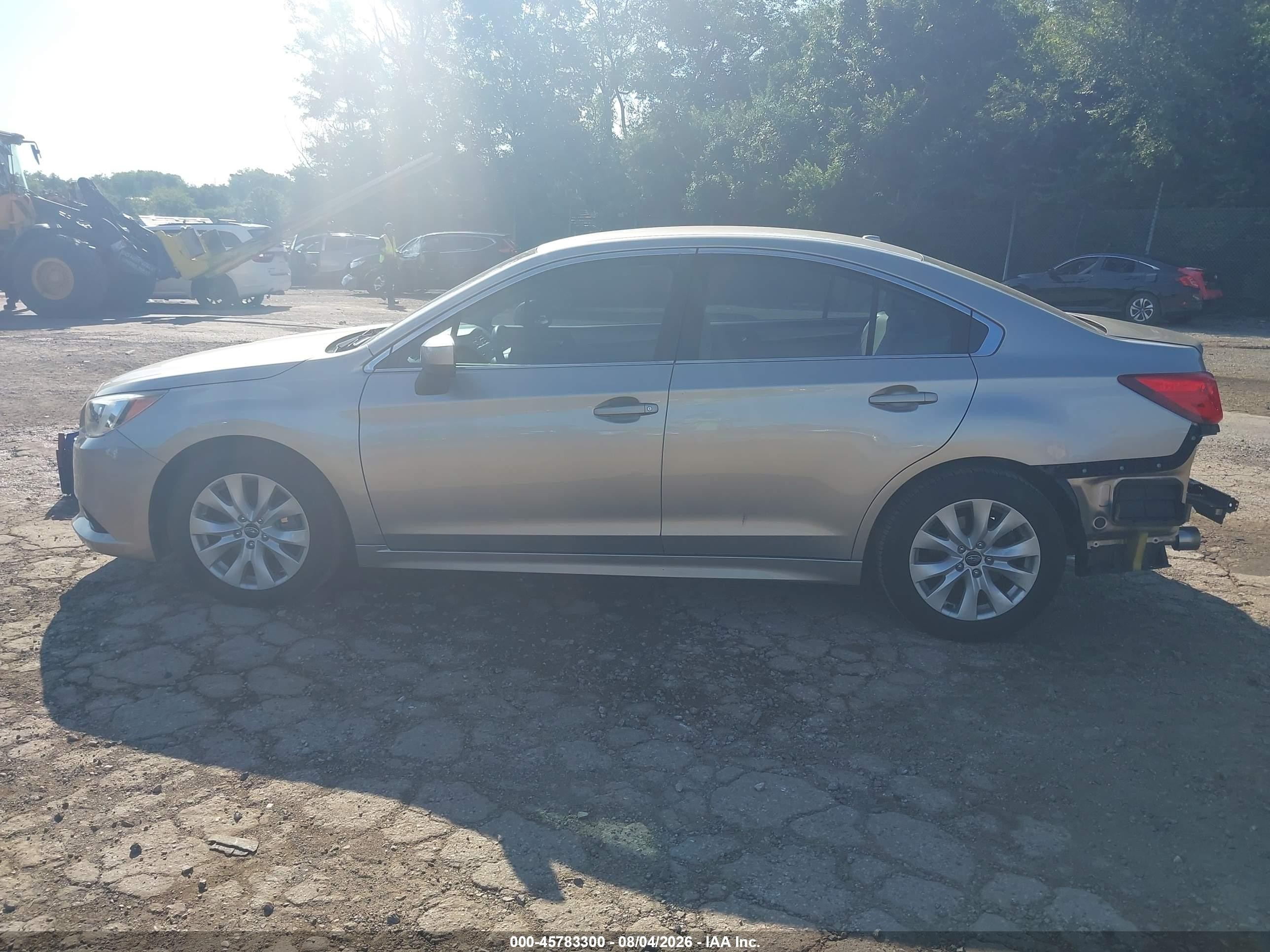 2015 Subaru Legacy 2.5i Premium Gold vin: 4S3BNAC6XF3045454