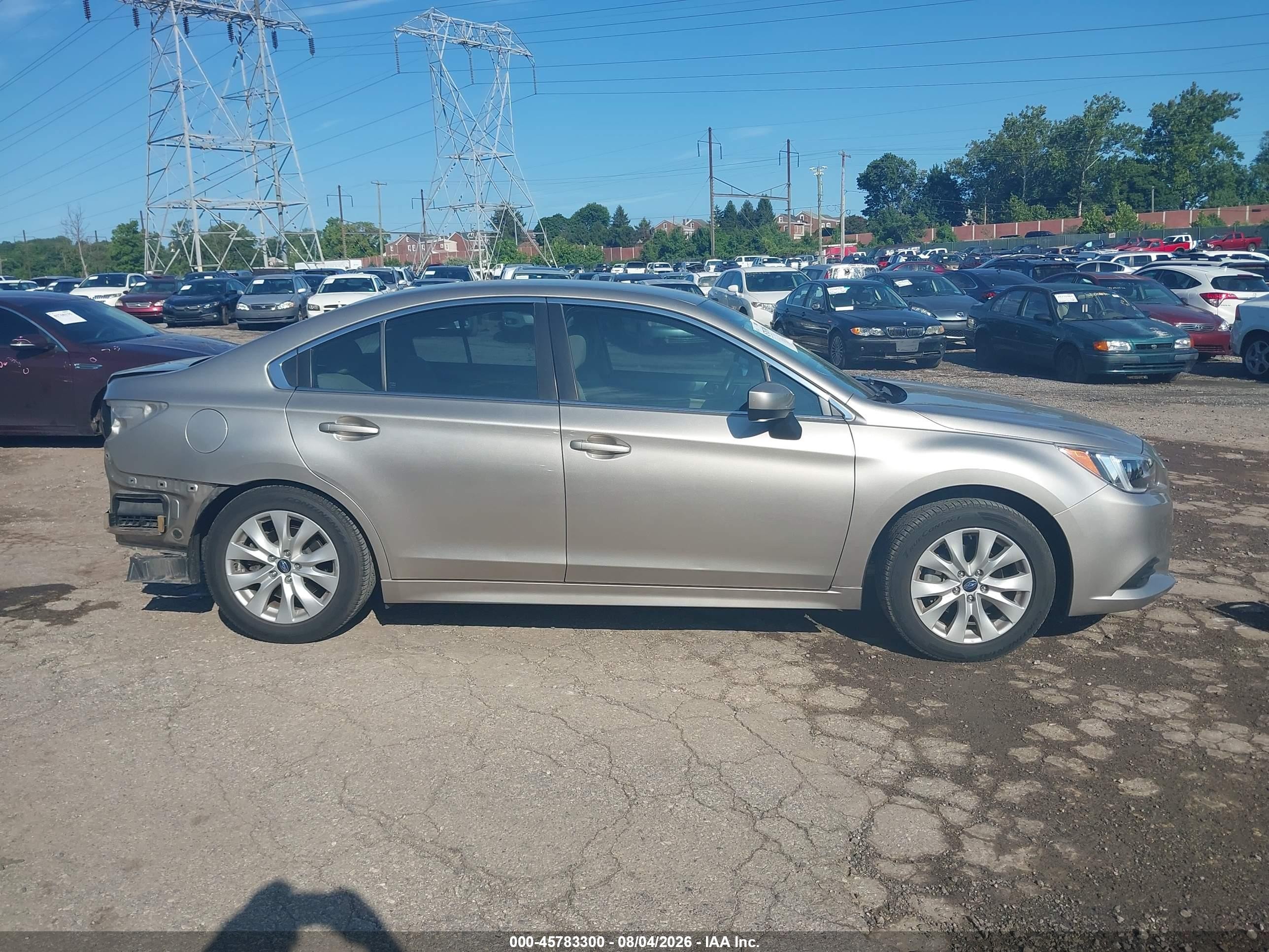 2015 Subaru Legacy 2.5i Premium Gold vin: 4S3BNAC6XF3045454