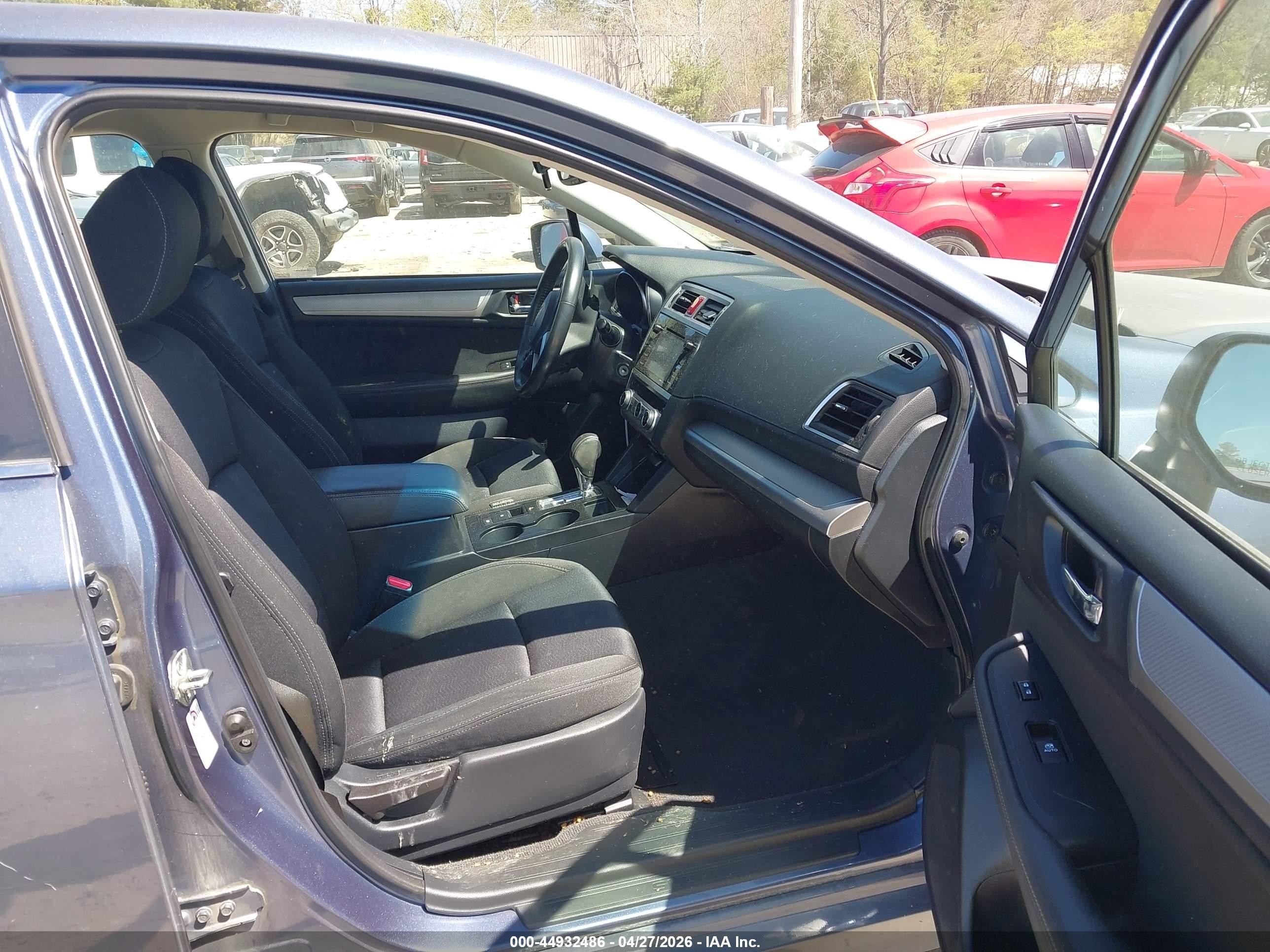 2015 Subaru Legacy 2.5i Premium Blue vin: 4S3BNAC6XF3060360