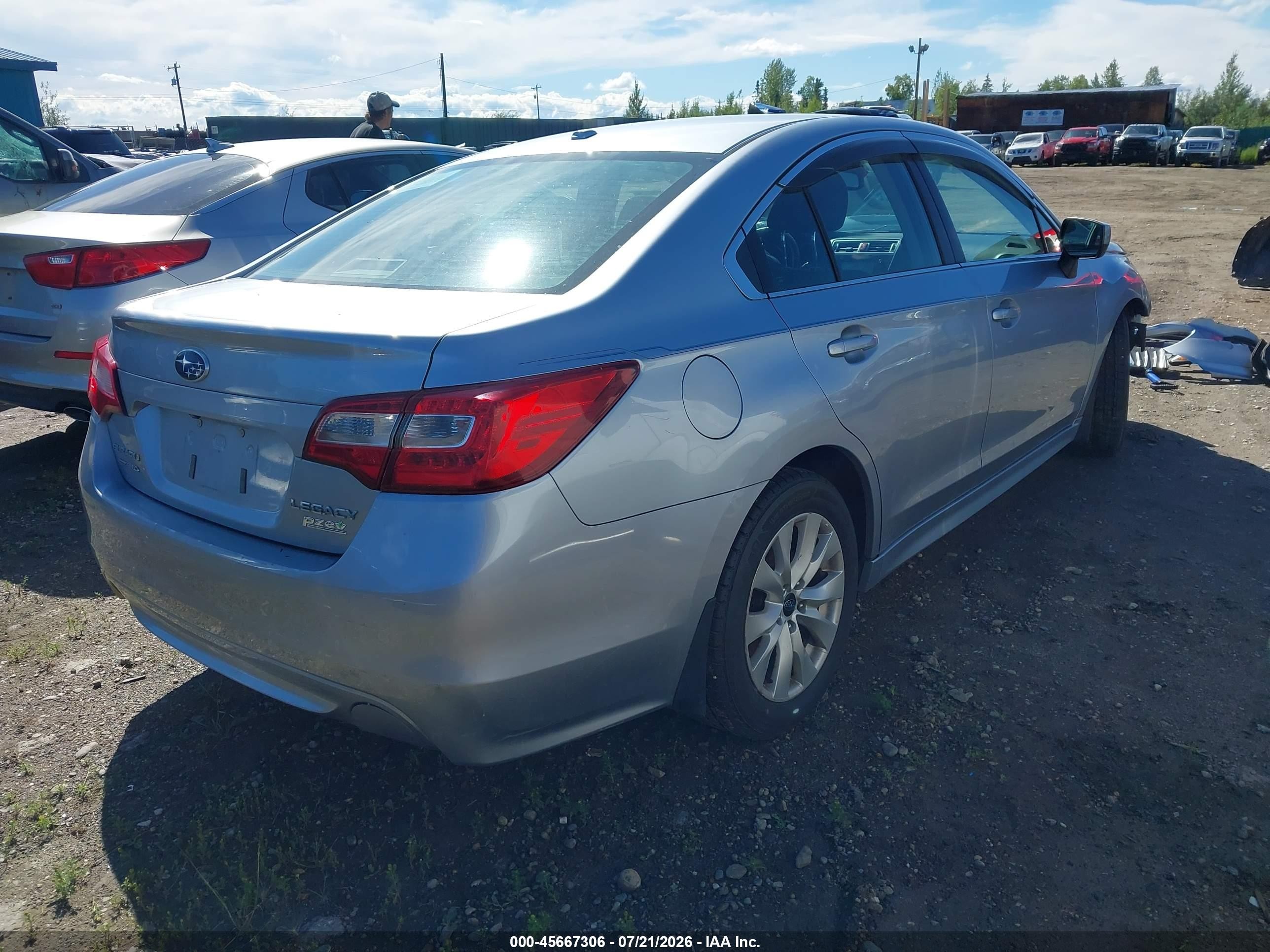 2015 Subaru Legacy 2.5i Premium Silver vin: 4S3BNAD60F3029181