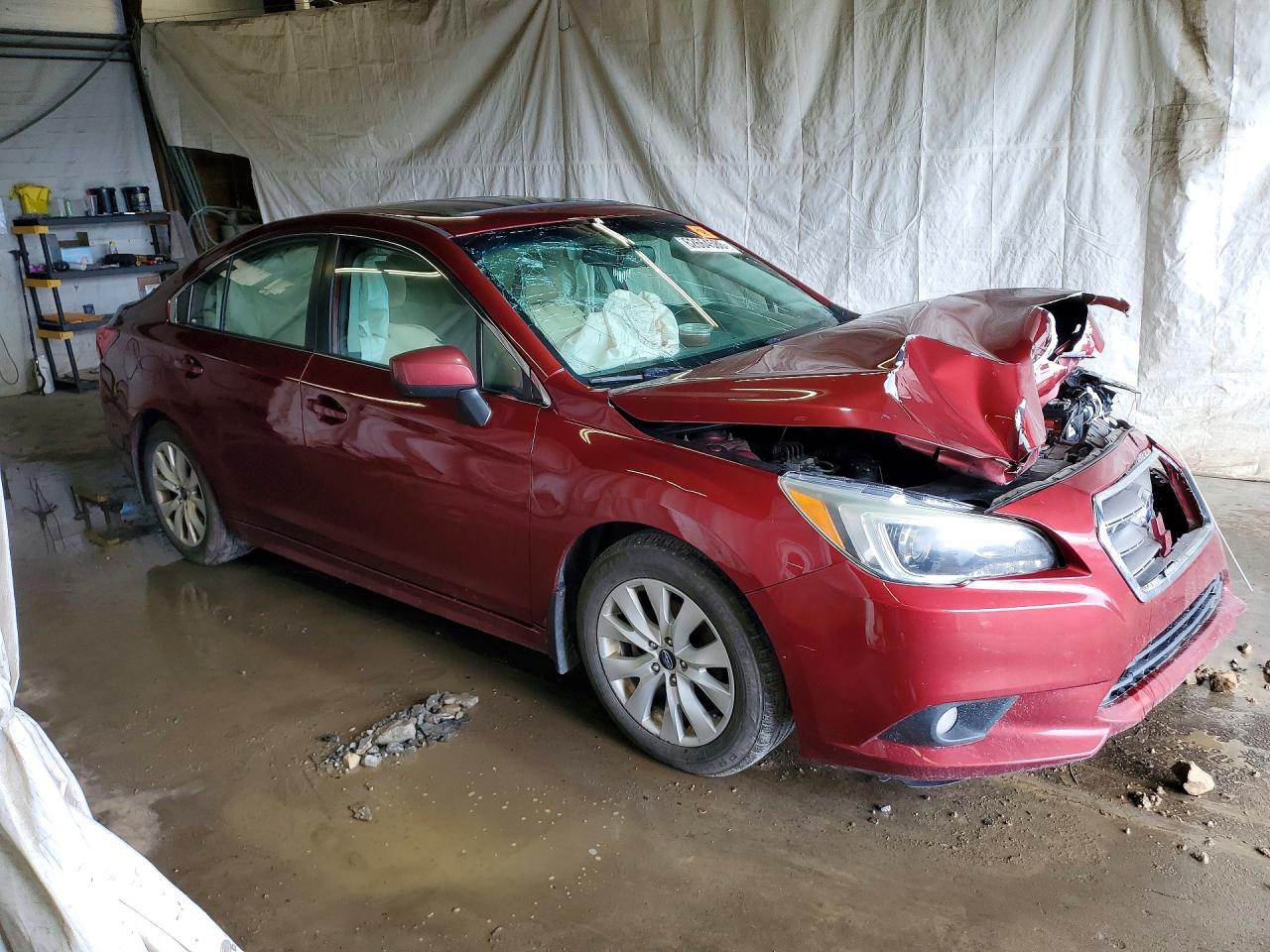 2015 Subaru Legacy 2.5i Premium Red vin: 4S3BNAD60F3032808