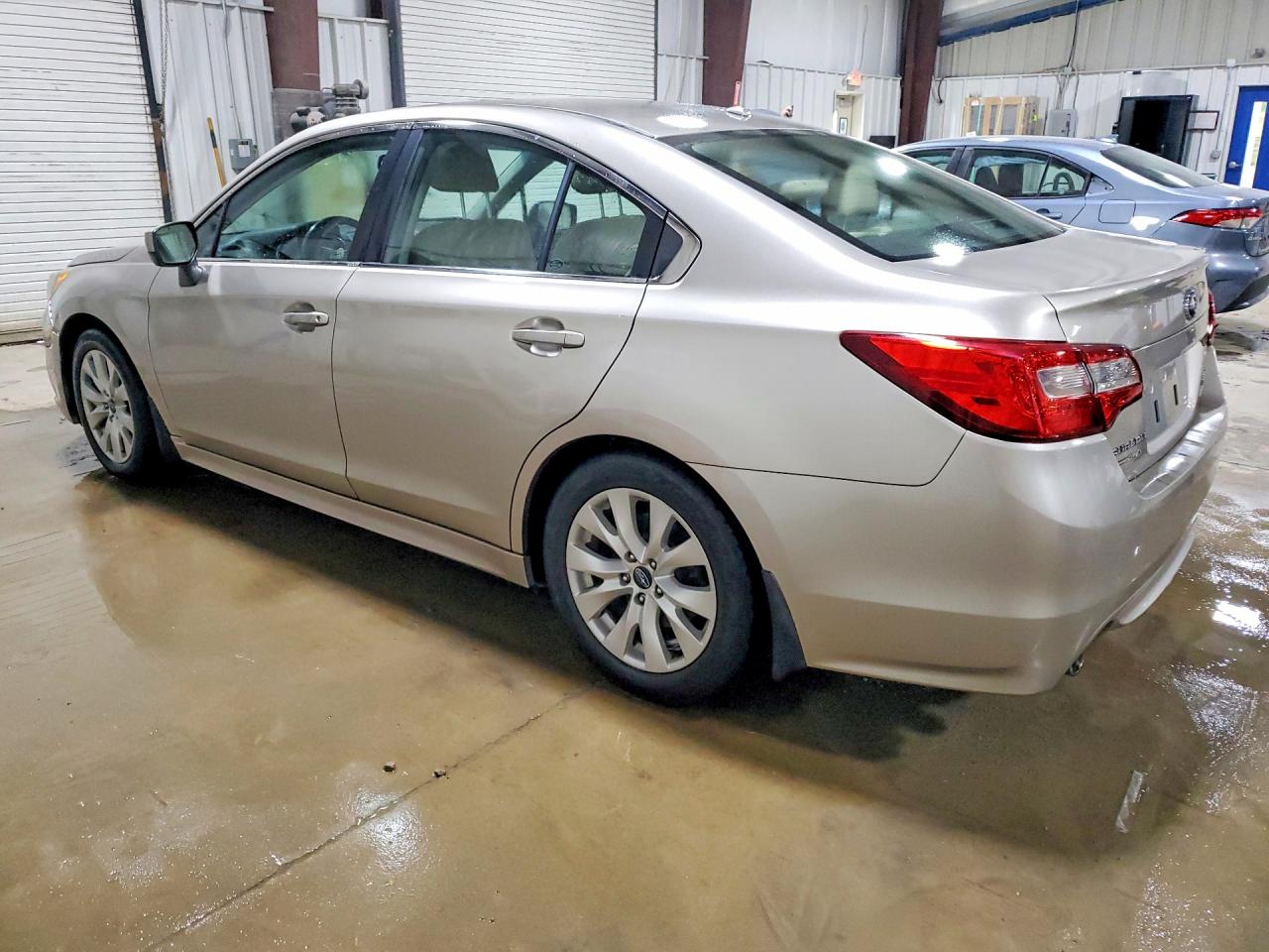 2015 Subaru Legacy 2.5i Premium Silver vin: 4S3BNAD61F3064733