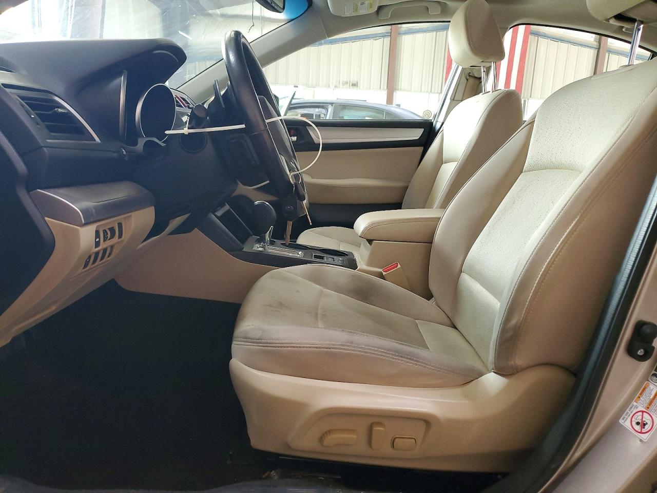 2015 Subaru Legacy 2.5i Premium Silver vin: 4S3BNAD61F3064733