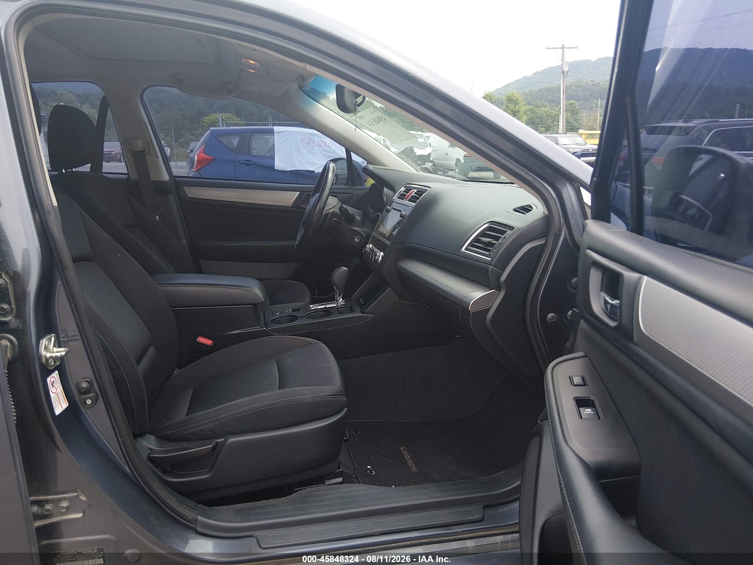 2015 Subaru Legacy 2.5i Premium Серый vin: 4S3BNAD62F3057239