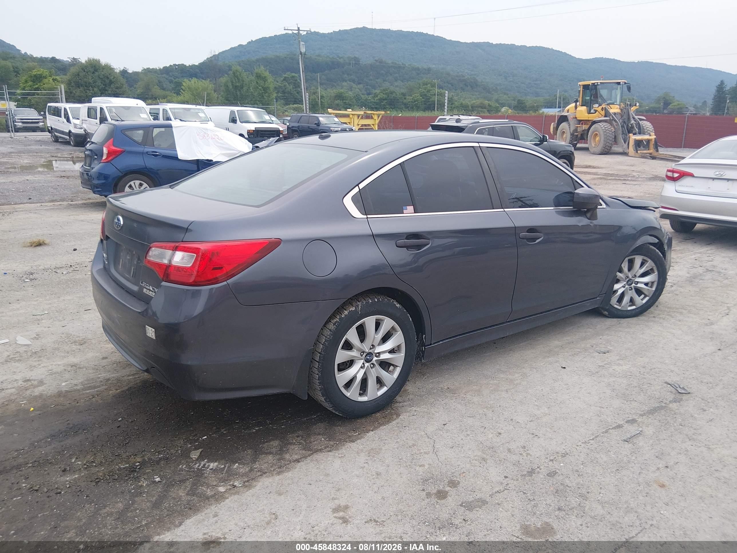 2015 Subaru Legacy 2.5i Premium Серый vin: 4S3BNAD62F3057239