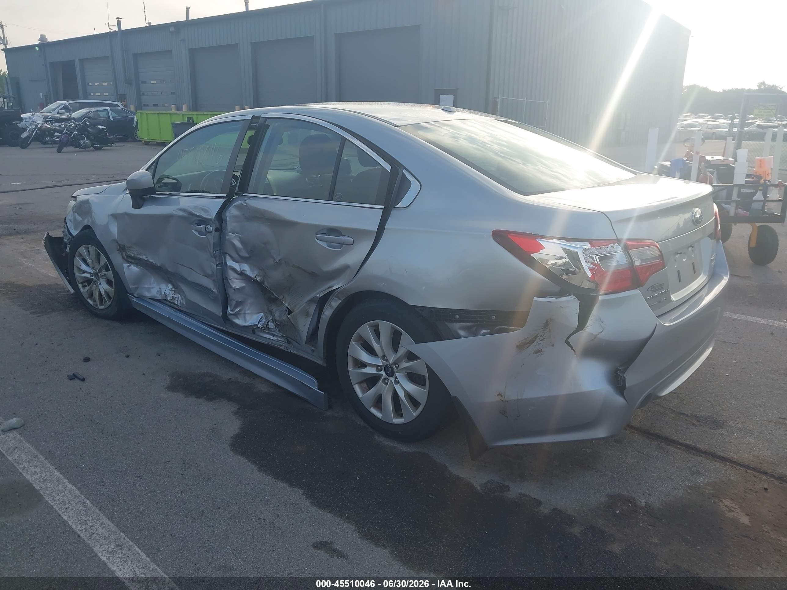 2015 Subaru Legacy 2.5i Premium Silver vin: 4S3BNAD63F3031183