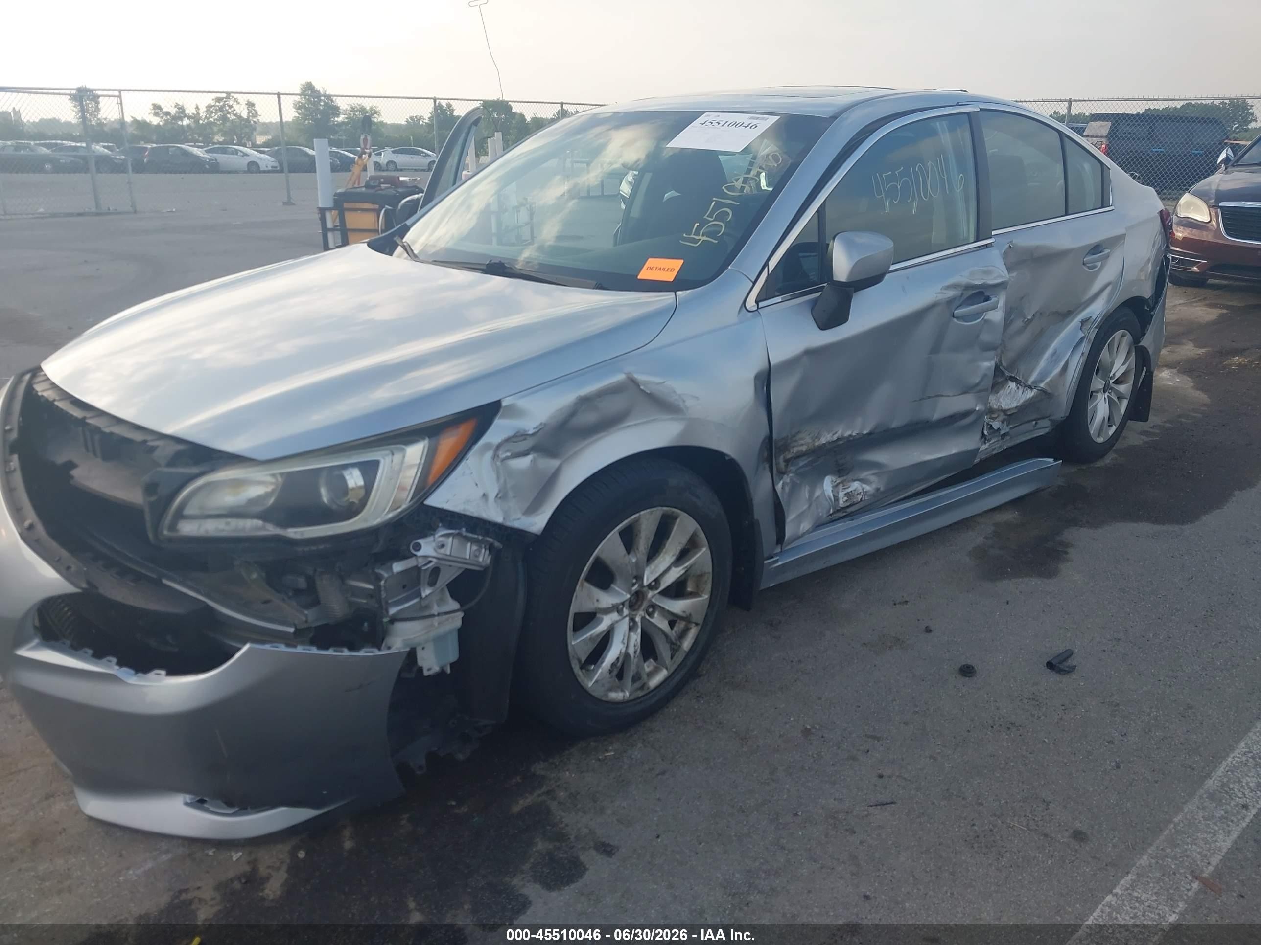 2015 Subaru Legacy 2.5i Premium Silver vin: 4S3BNAD63F3031183