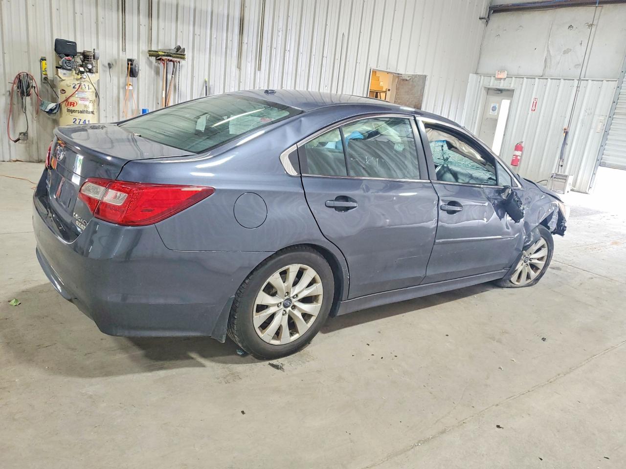 2015 Subaru Legacy 2.5i Premium Blue vin: 4S3BNAD64F3025974