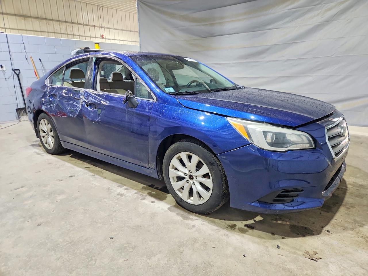 2015 Subaru Legacy 2.5i Premium Blue vin: 4S3BNAD64F3052219