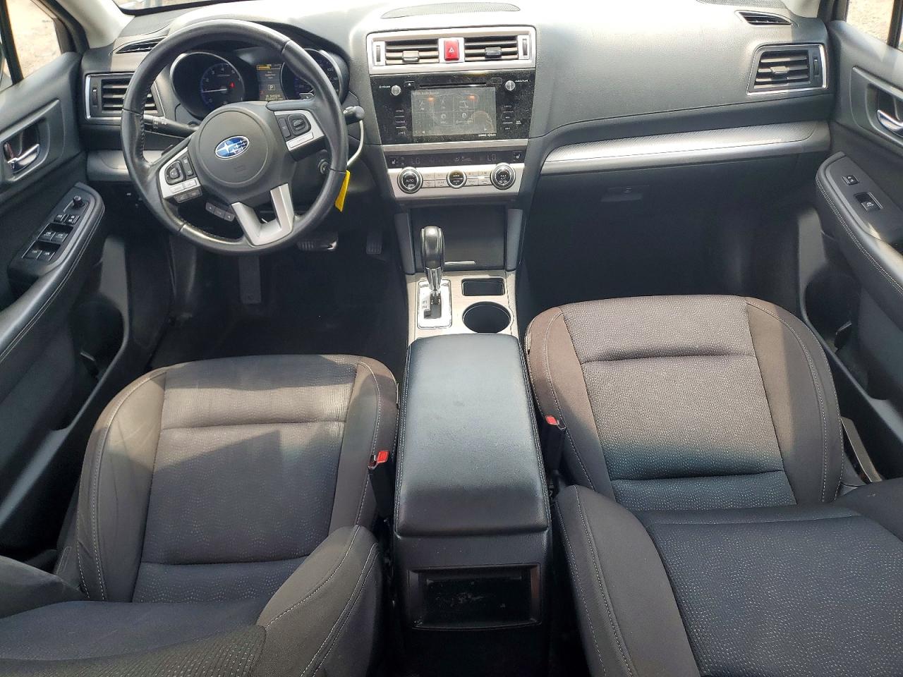 2015 Subaru Legacy 2.5i Premium Silver vin: 4S3BNAD68F3068441