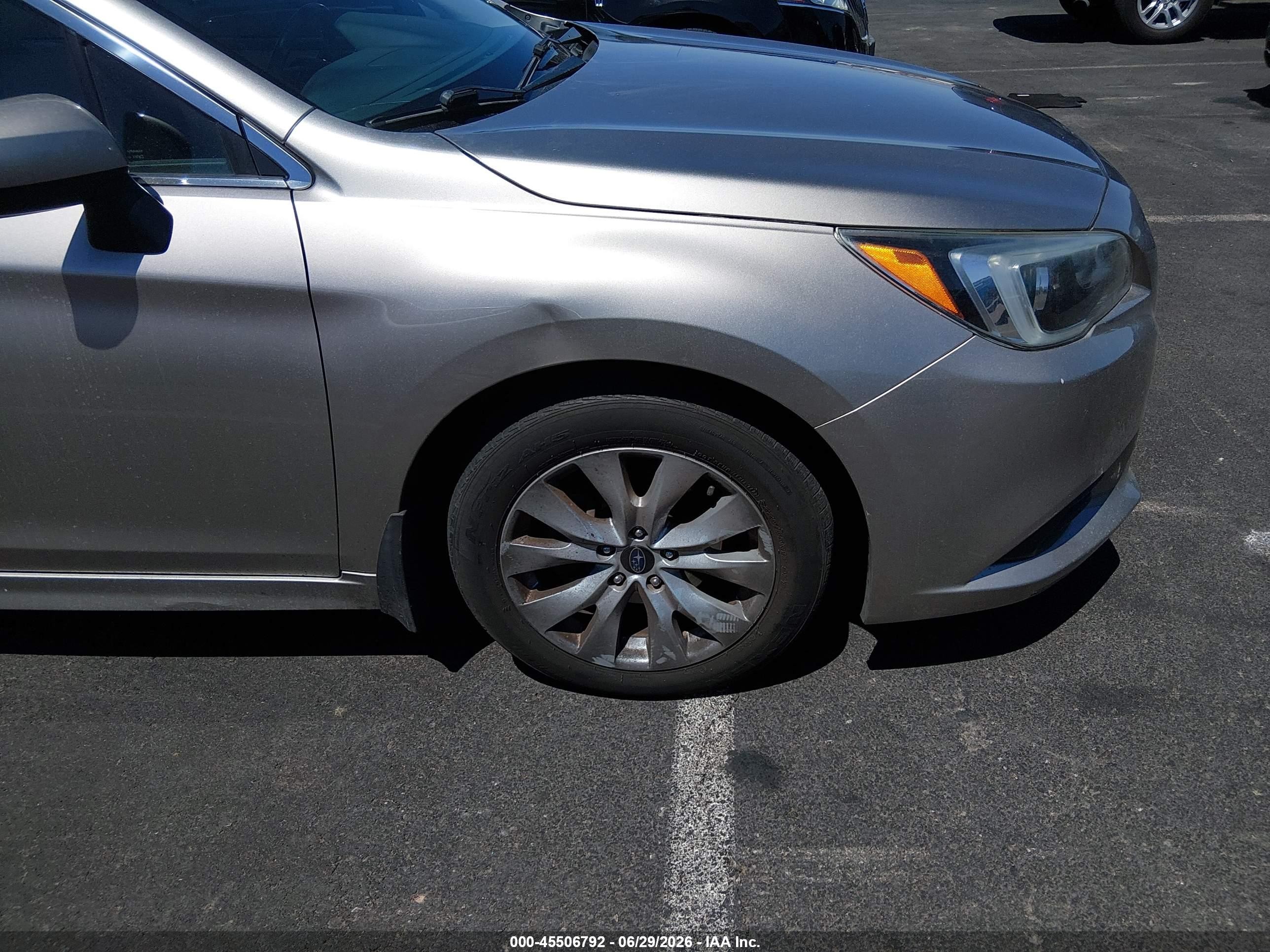 2015 Subaru Legacy 2.5i Premium Gold vin: 4S3BNAD6XF3008161